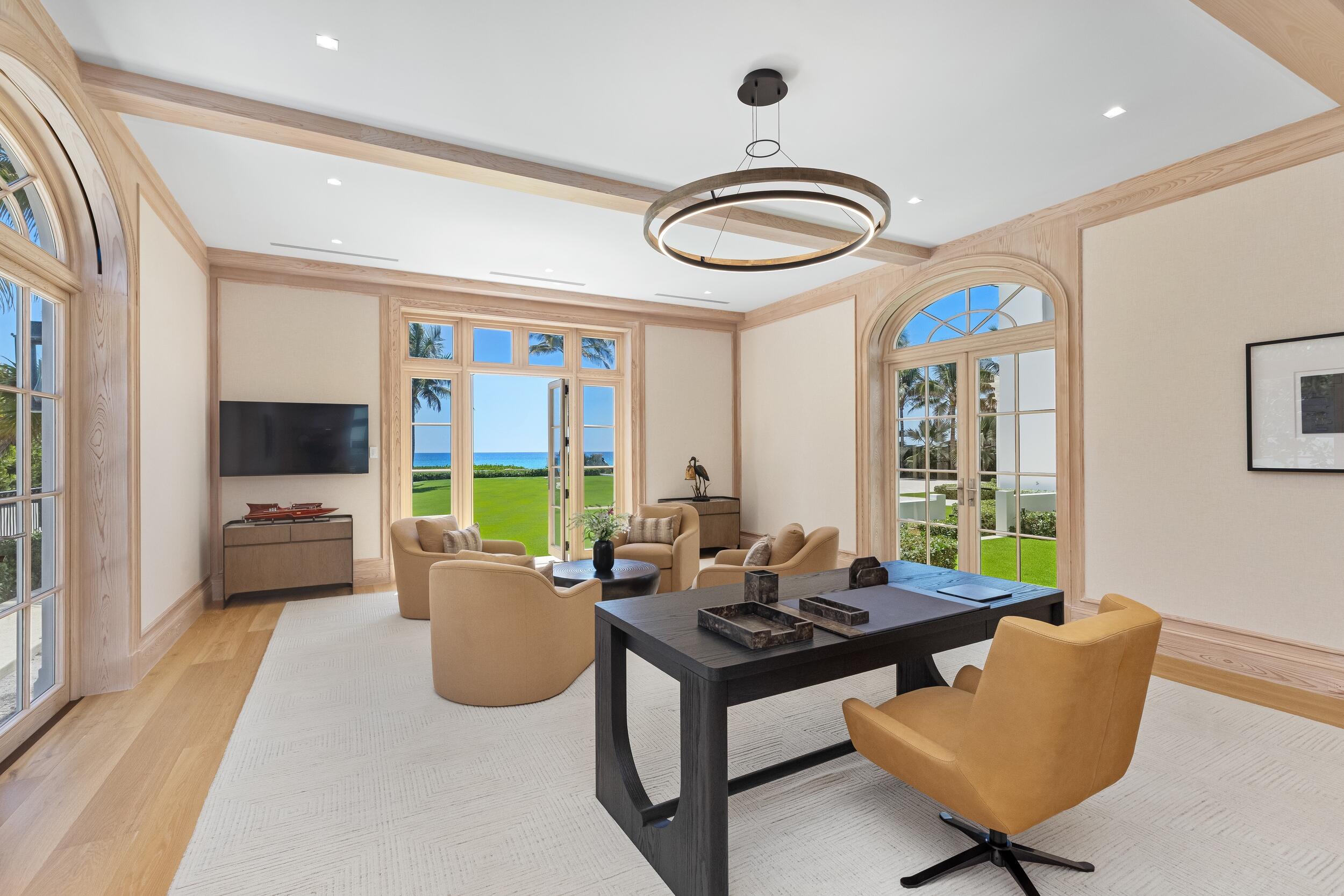 1616 S Ocean Blvd Palm Beach, FL 33480
