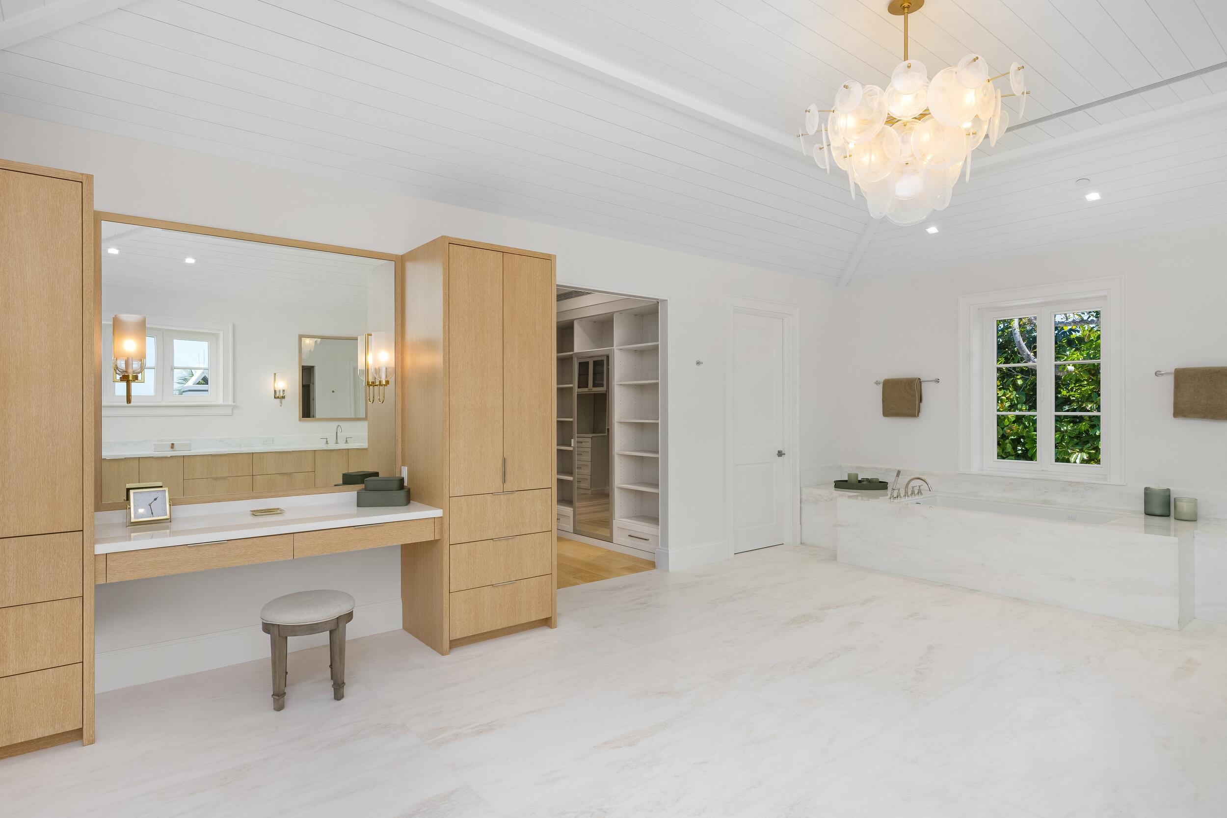 1616 S Ocean Blvd Palm Beach, FL 33480