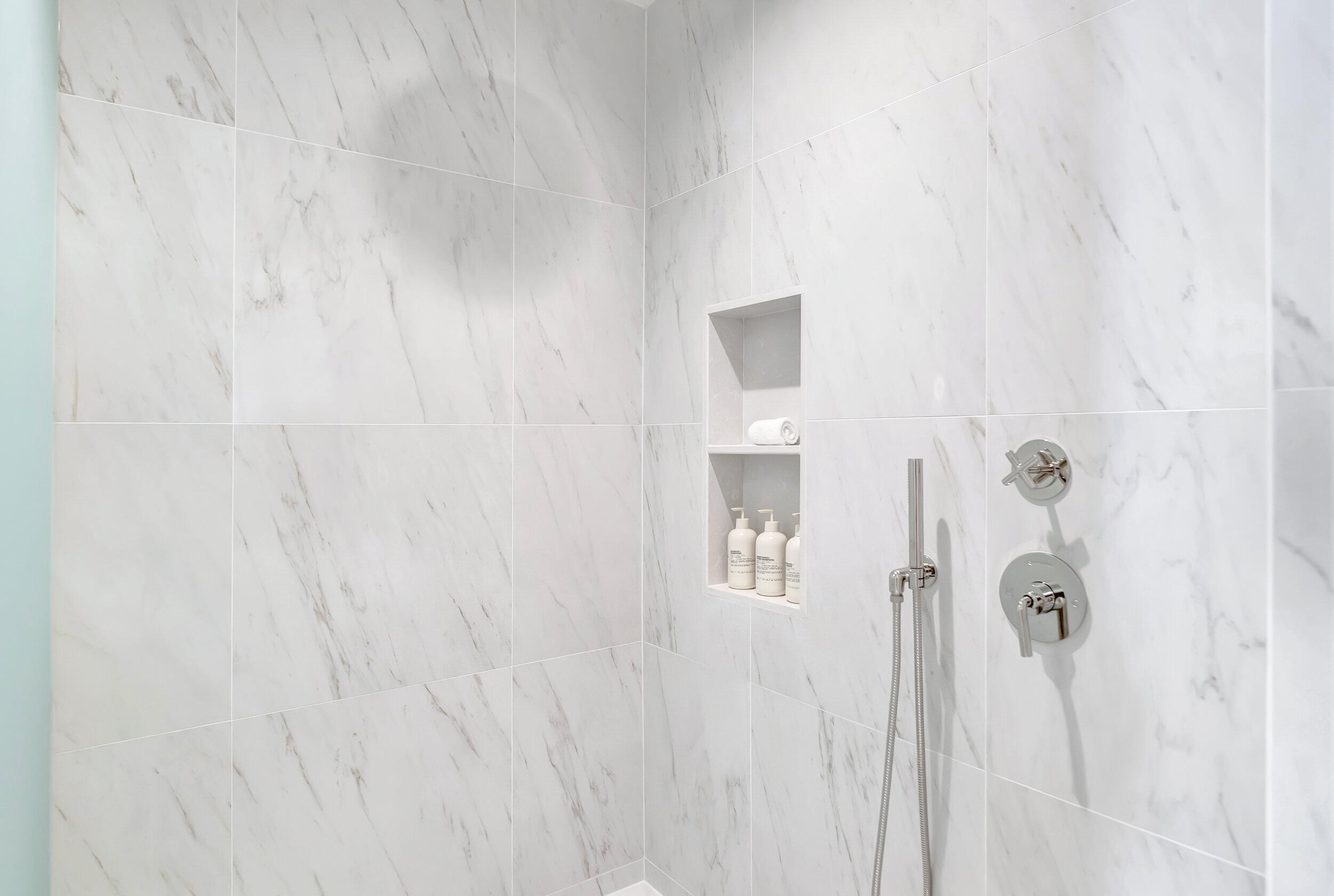 525 N Fort Lauderdale Bch Blvd #1705 Fort Lauderdale, FL 33304