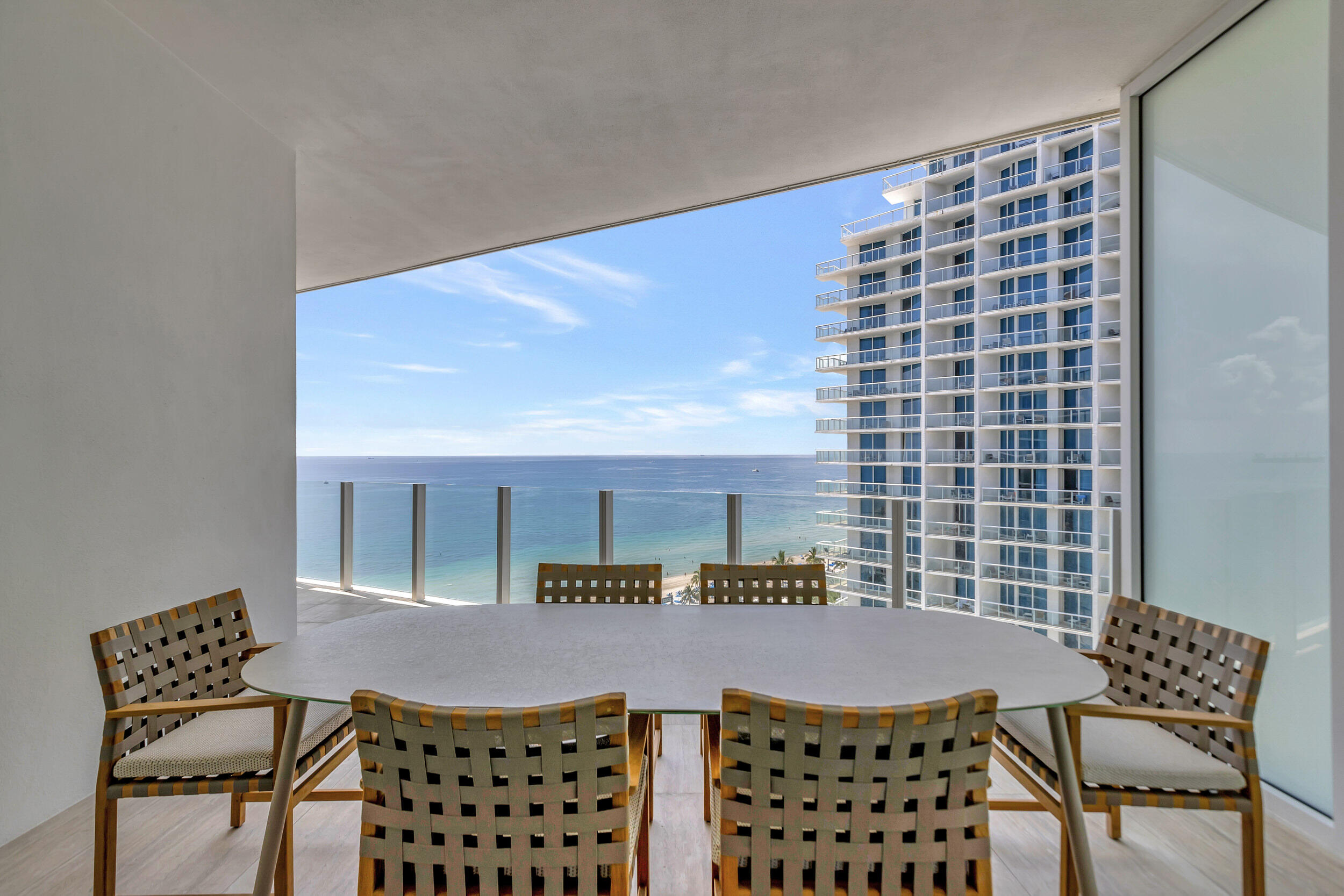 525 N Fort Lauderdale Bch Blvd #1705 Fort Lauderdale, FL 33304