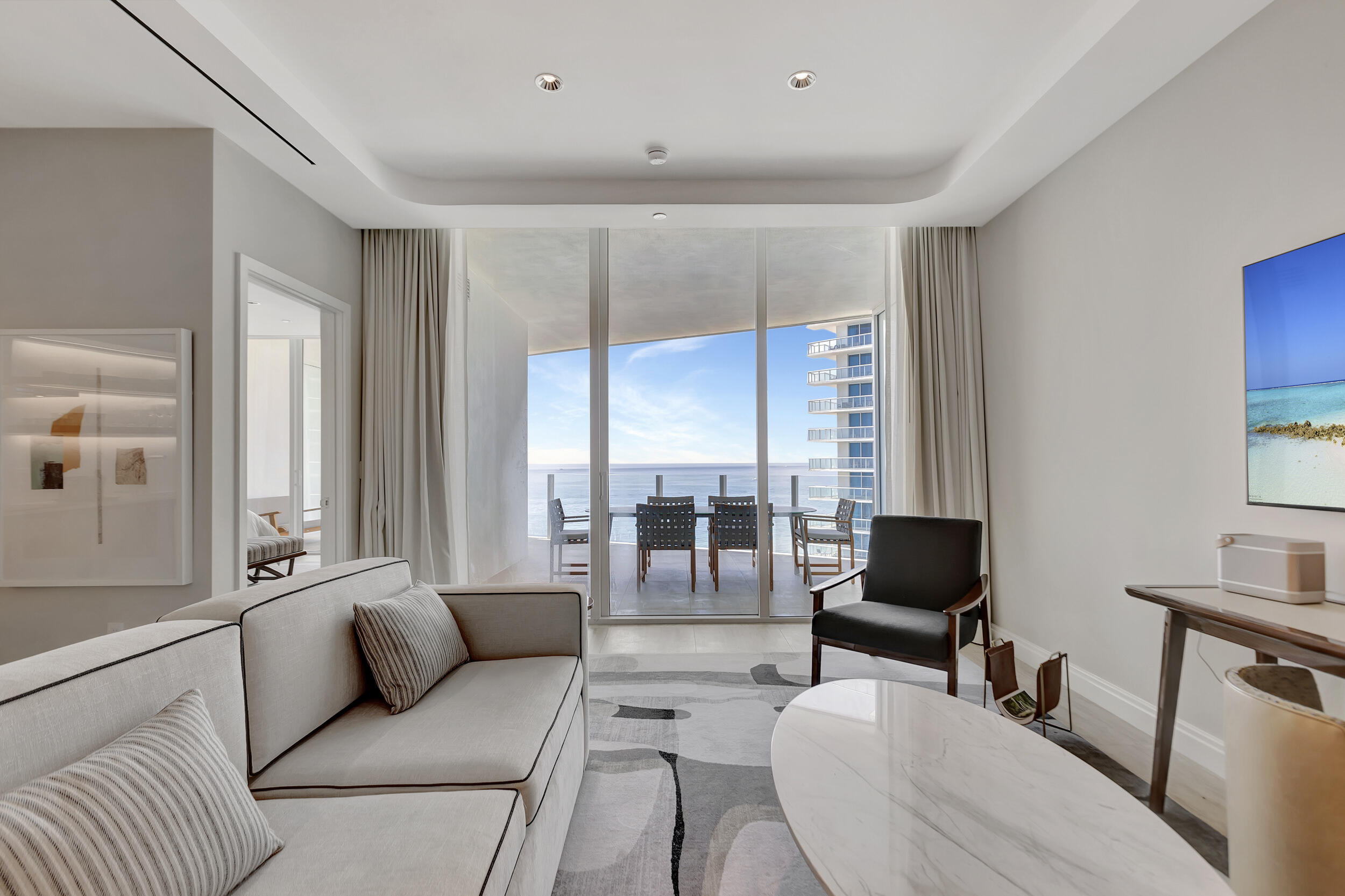 525 N Fort Lauderdale Bch Blvd #1705 Fort Lauderdale, FL 33304