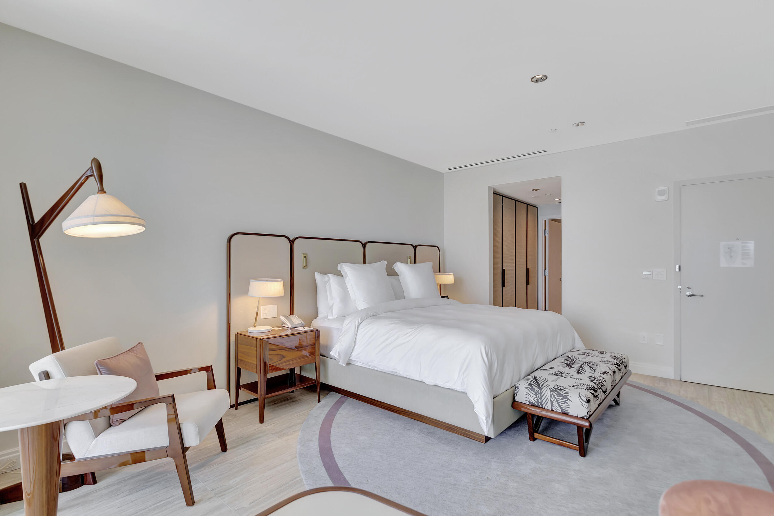 525 N Fort Lauderdale Bch Blvd #1705 Fort Lauderdale, FL 33304