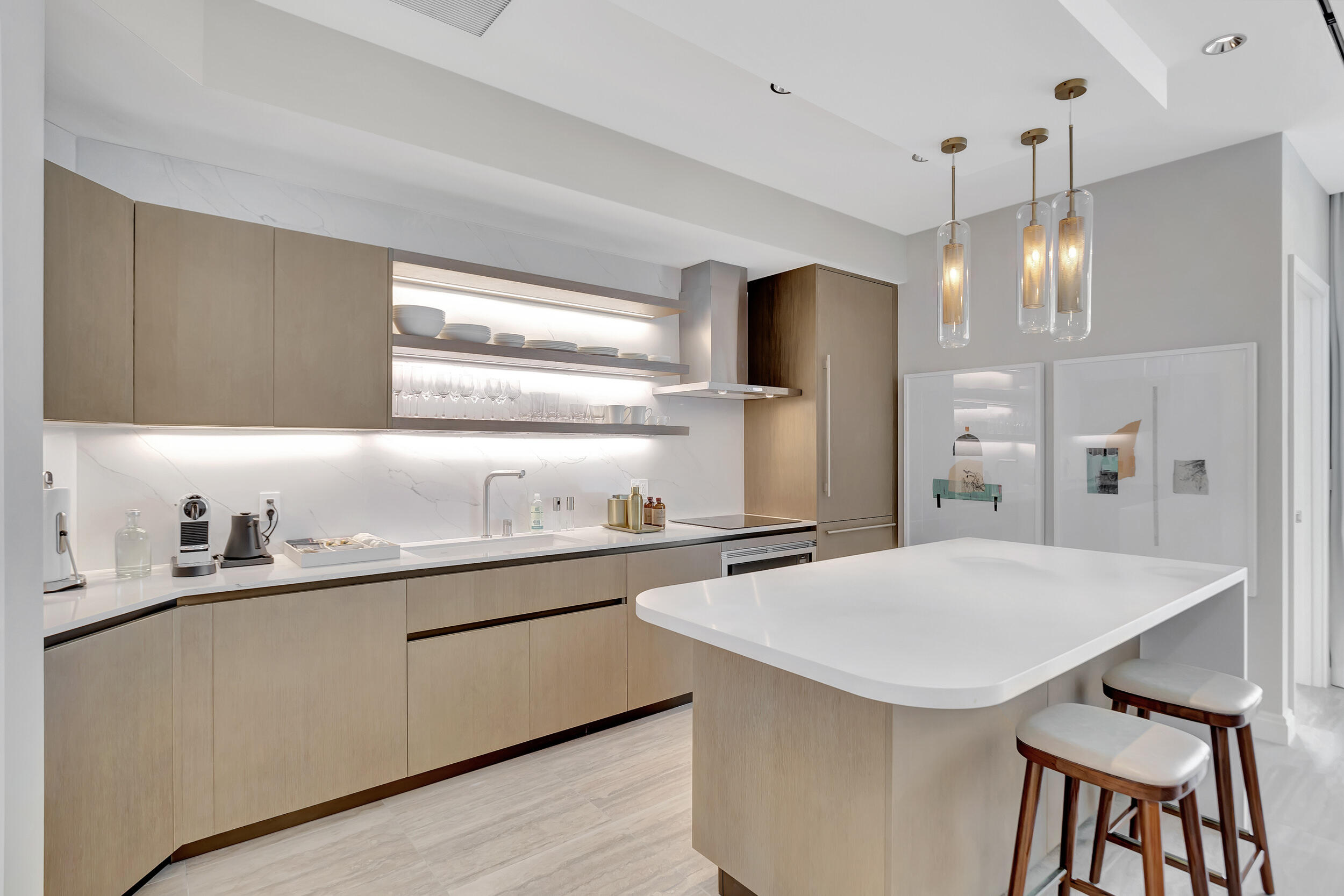 525 N Fort Lauderdale Bch Blvd #1705 Fort Lauderdale, FL 33304