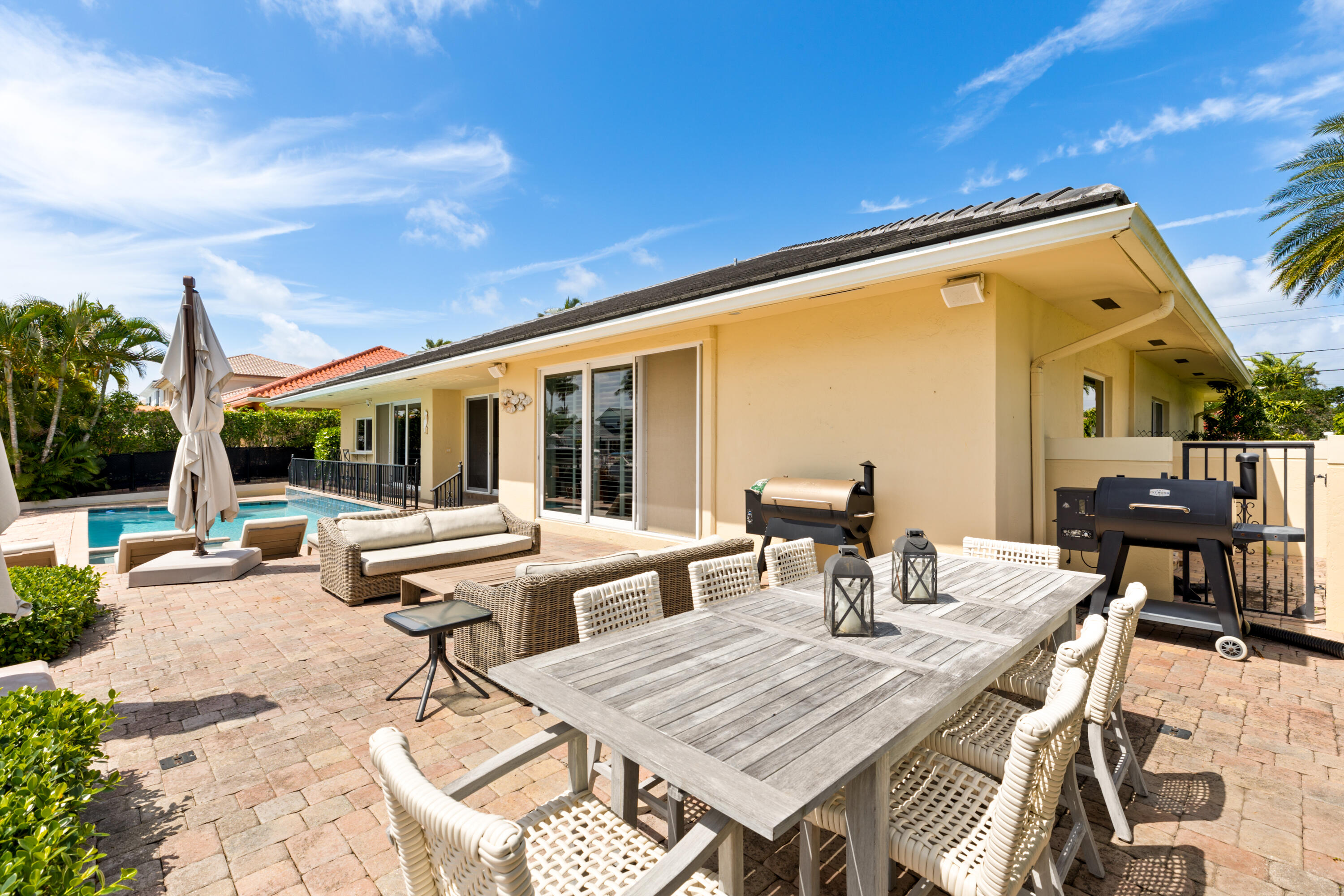 4210 NE 23rd Ave Lighthouse Point, FL 33064