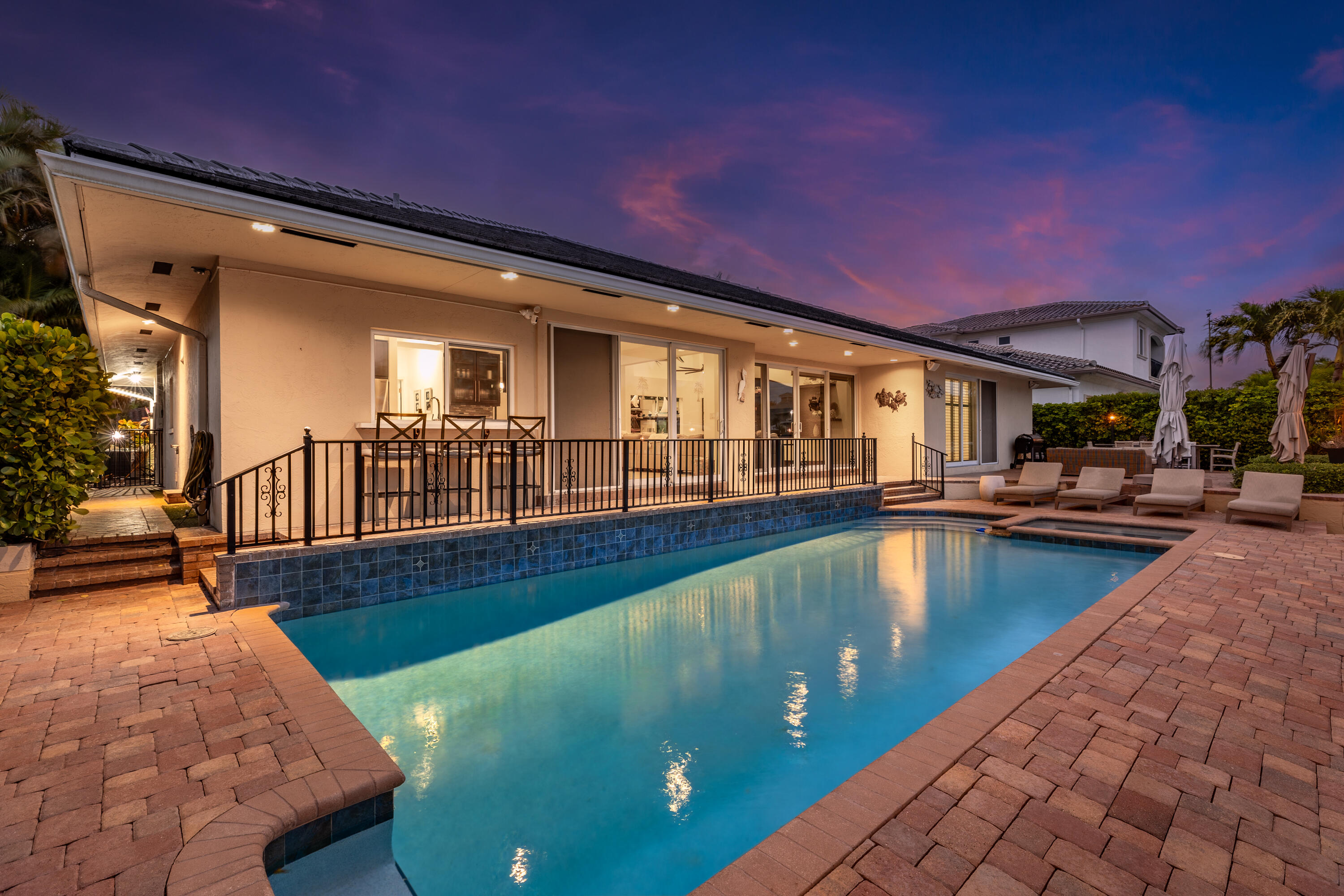 4210 NE 23rd Ave Lighthouse Point, FL 33064