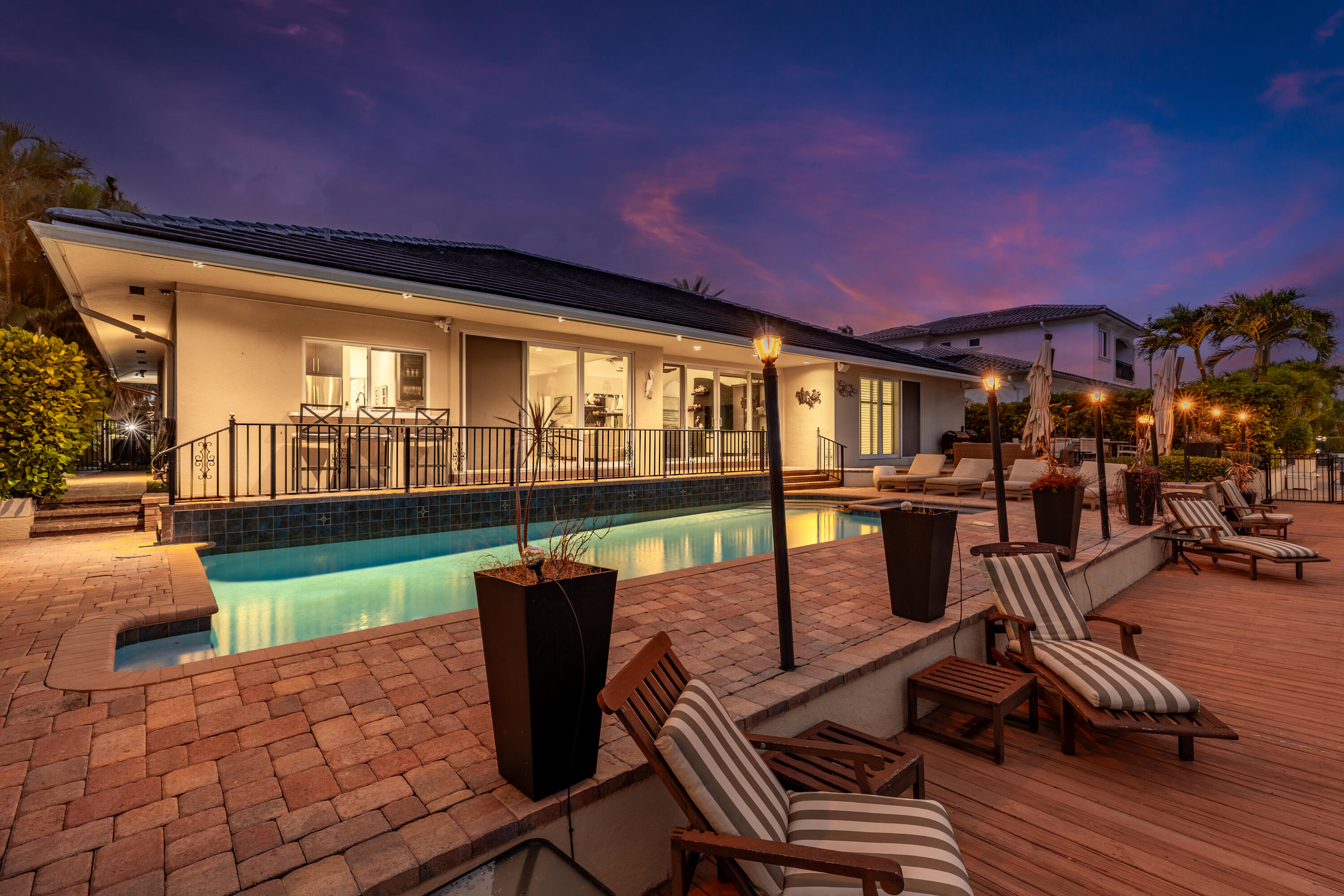 4210 NE 23rd Ave Lighthouse Point, FL 33064
