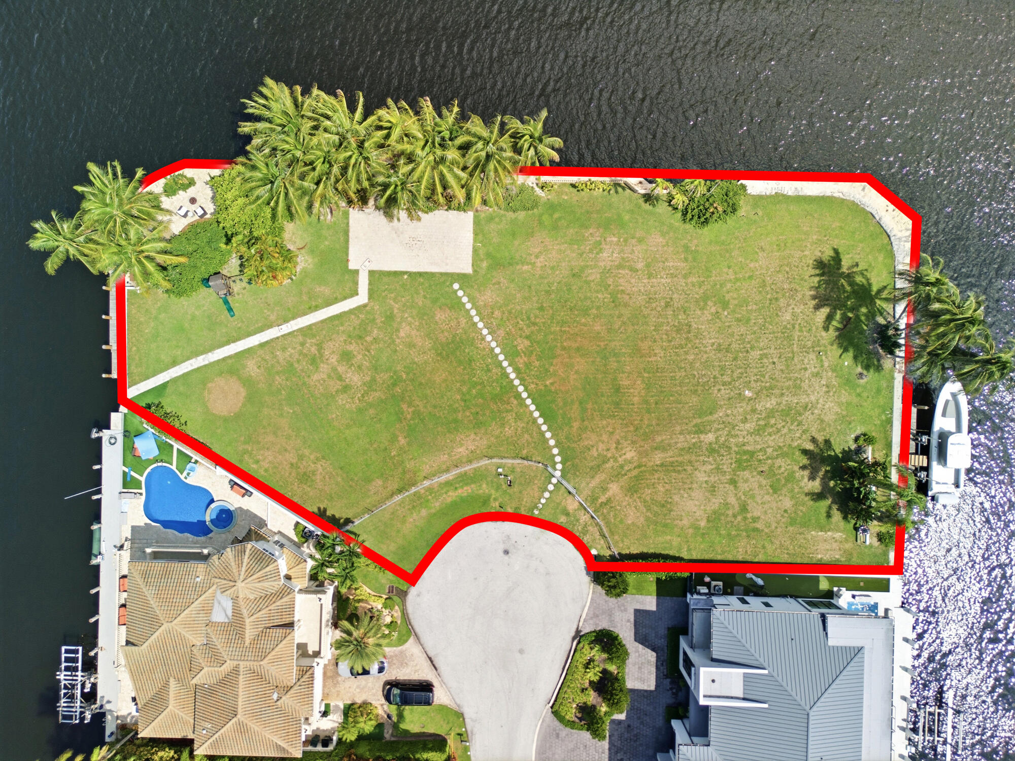 870 Havana Dr Boca Raton, FL 33487