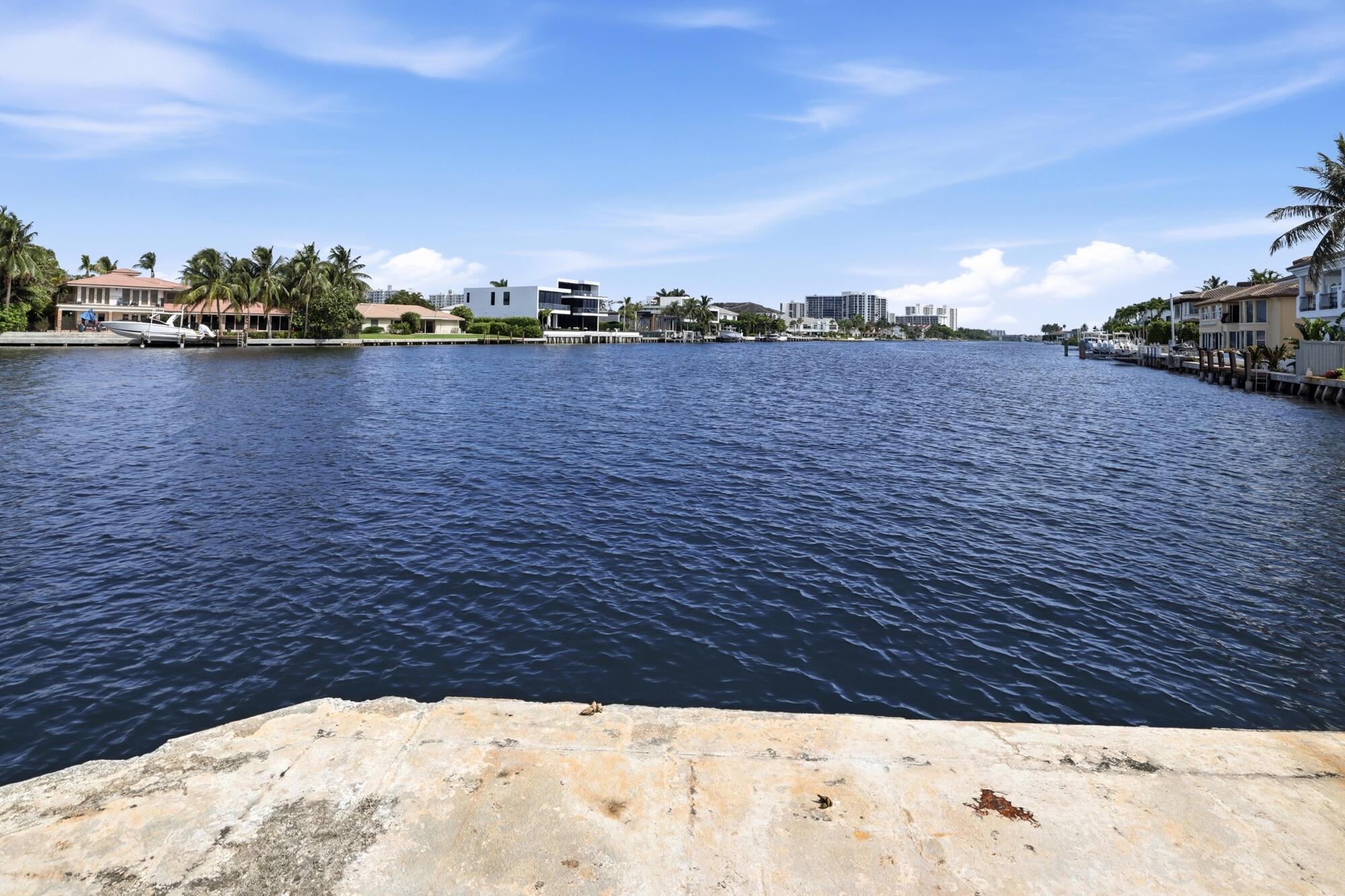 870 Havana Dr Boca Raton, FL 33487