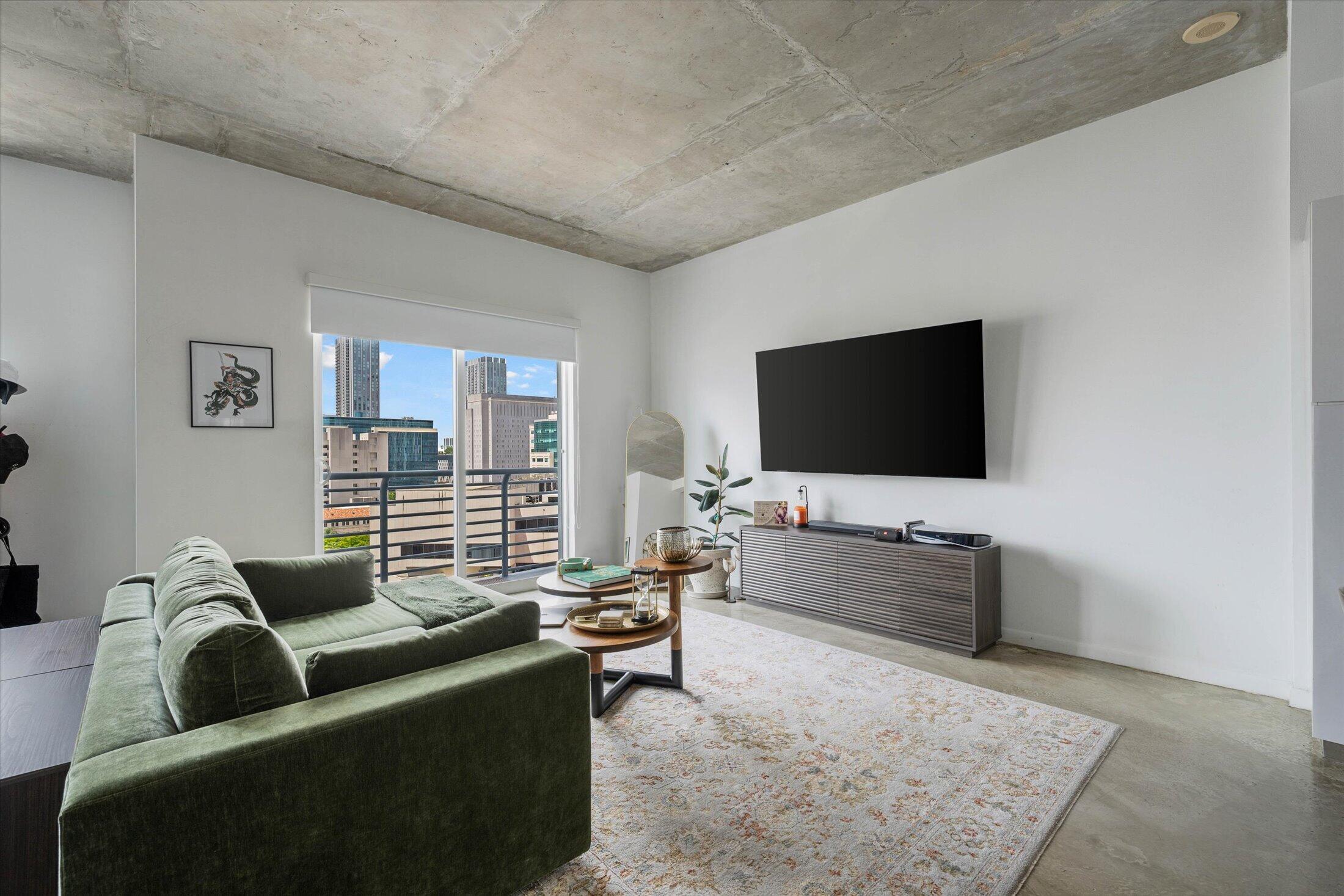 image Loft Downtown I3