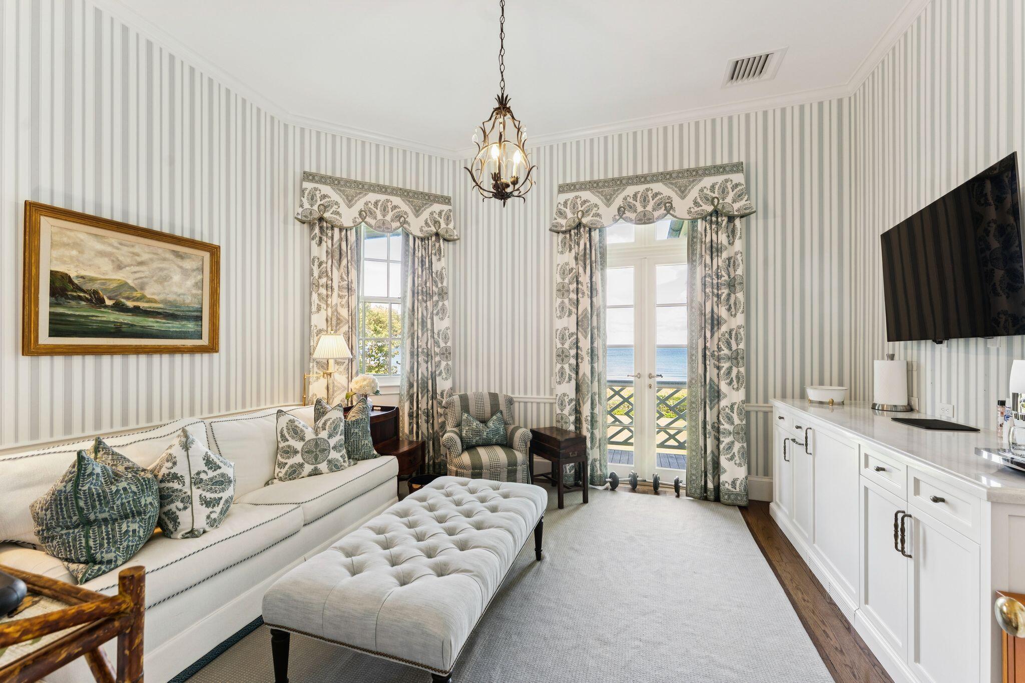1919 N Ocean Blvd Gulf Stream, FL 33483