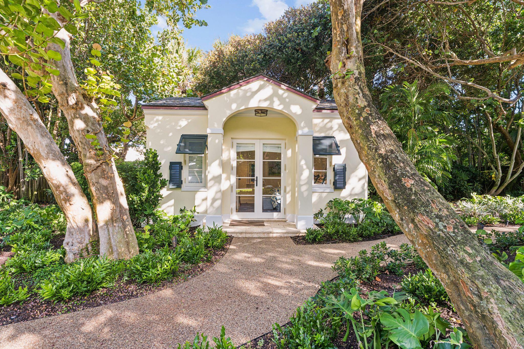 1919 N Ocean Blvd Gulf Stream, FL 33483