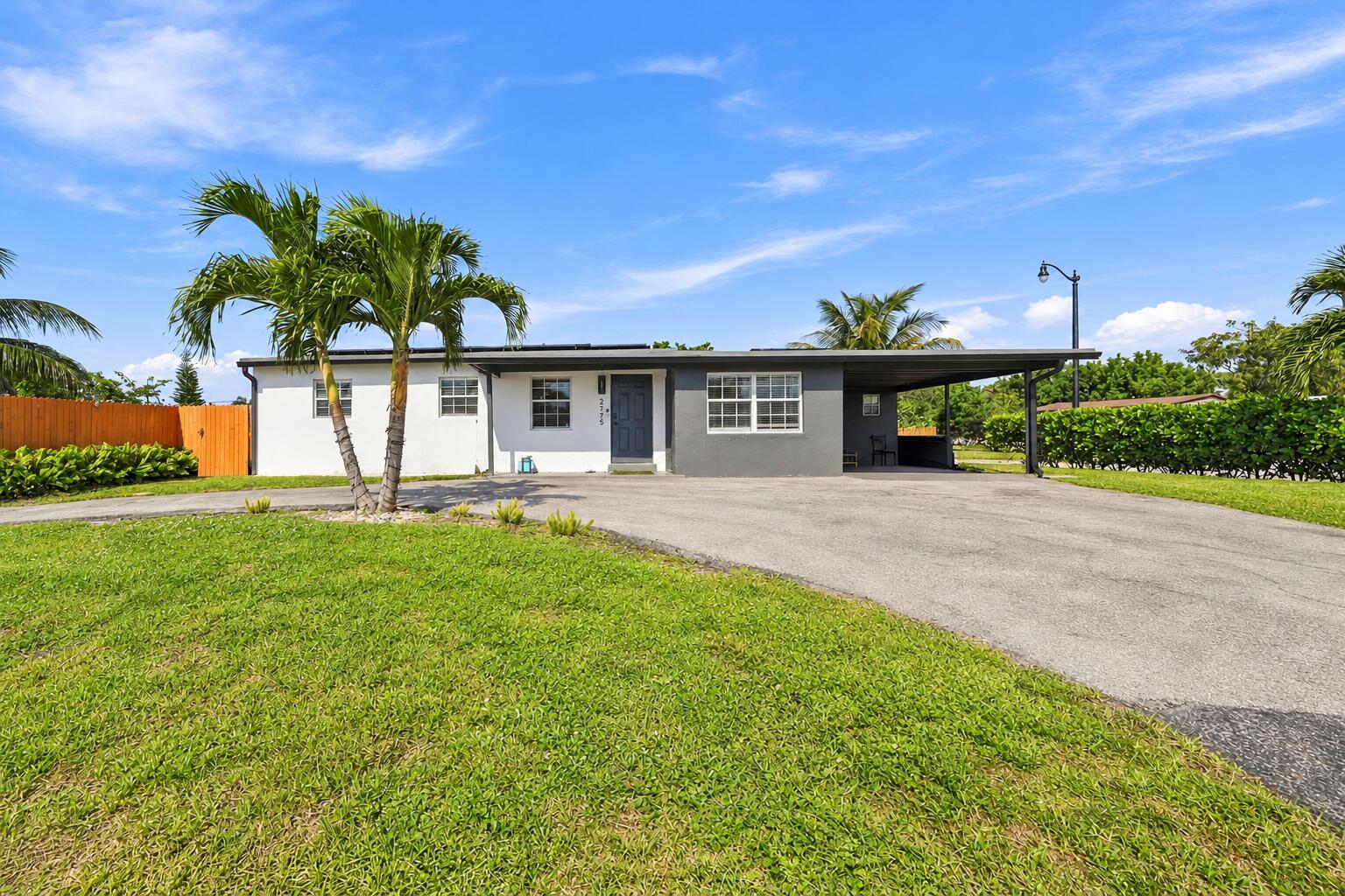 2775 NE 16th Ave