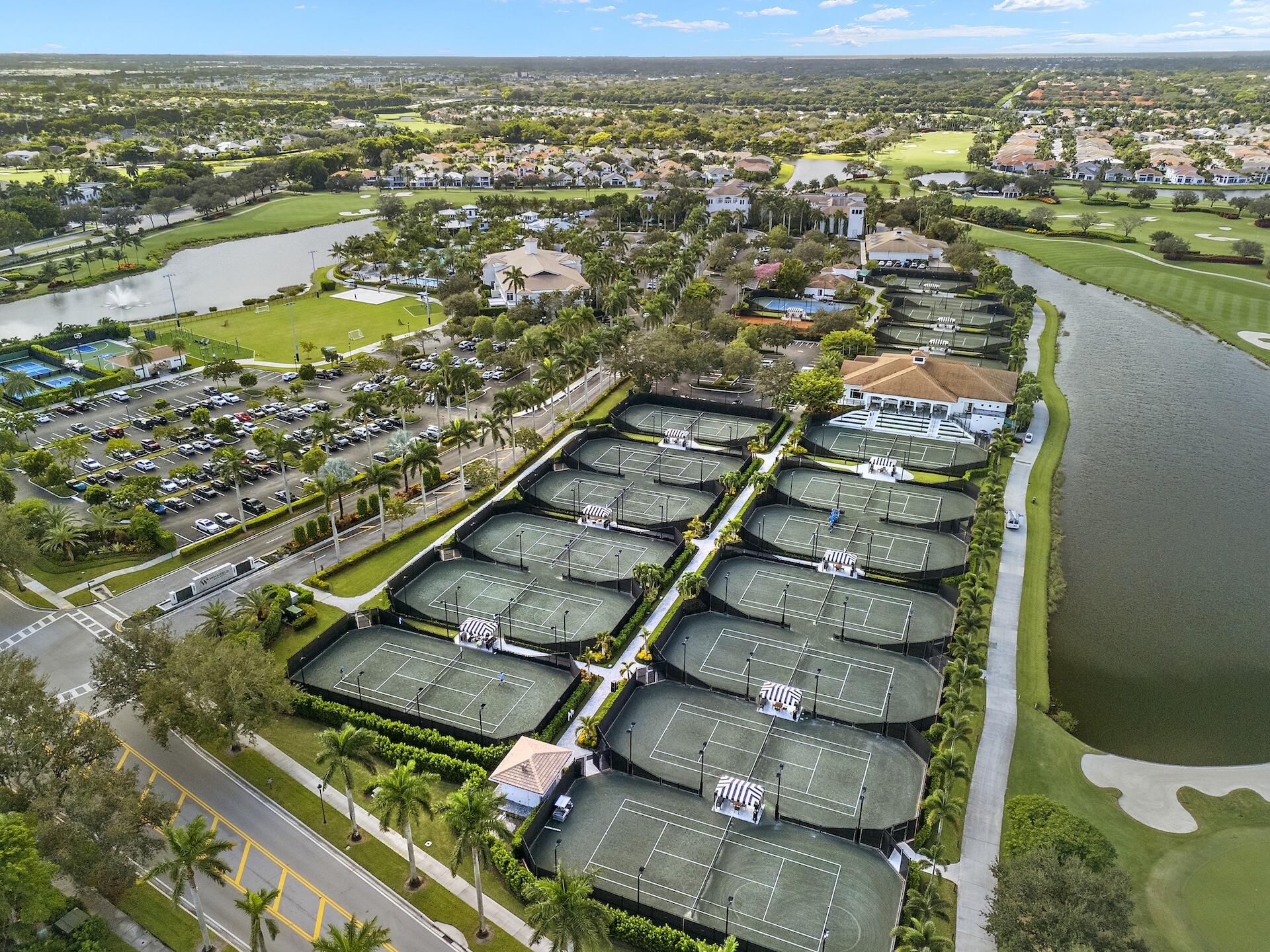 4252 NW 66th Ln Boca Raton, FL 33496