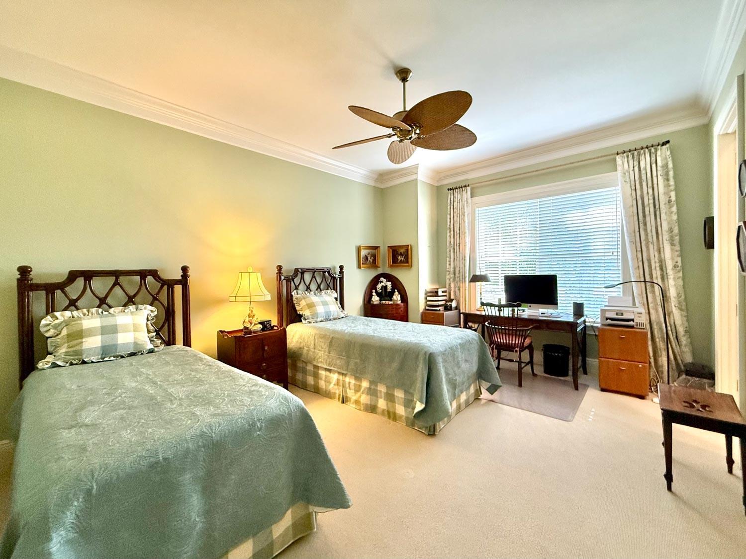 109 Estuary Dr Indian River Shores, FL 32963