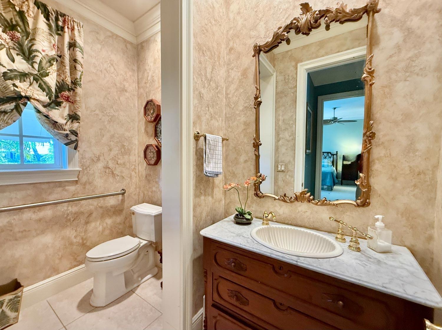 109 Estuary Dr Indian River Shores, FL 32963