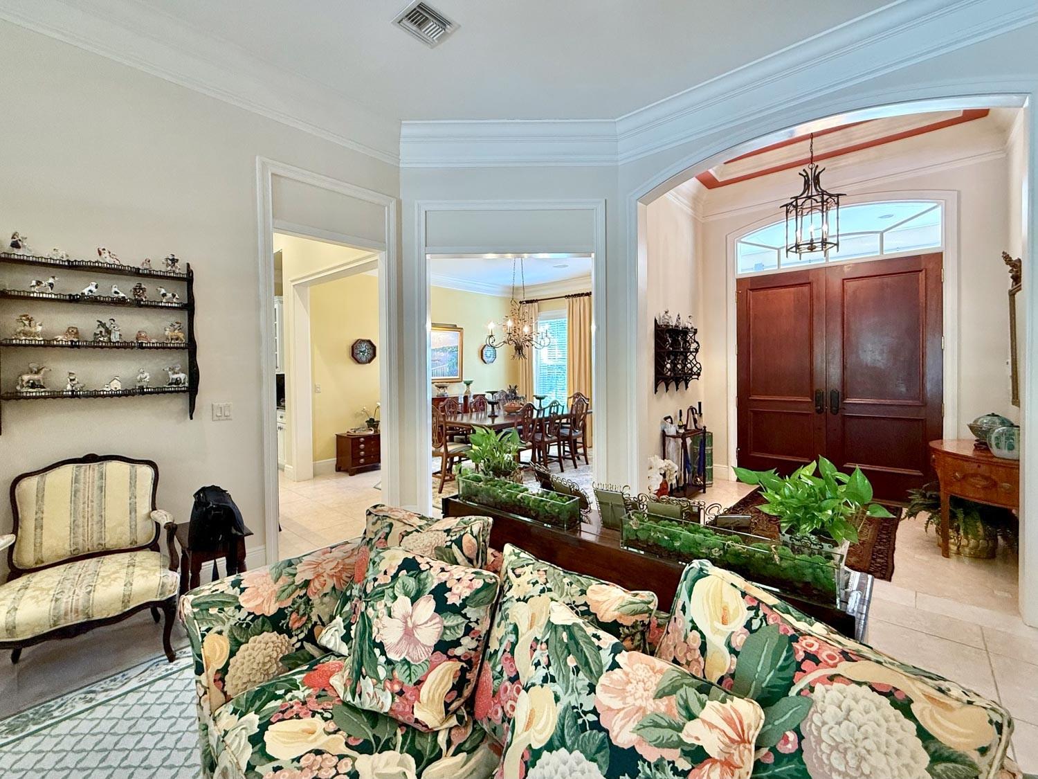 109 Estuary Dr Indian River Shores, FL 32963