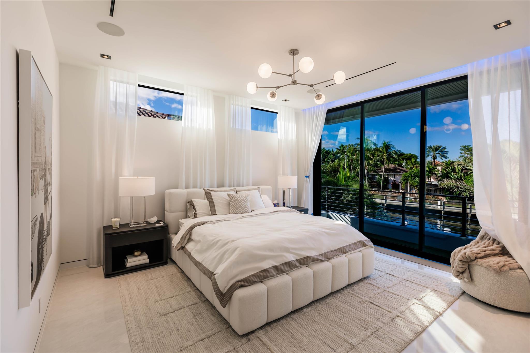 725 Poinciana Dr Fort Lauderdale, FL 33301 725 Poinciana Dr Fort Lauderdale, FL 33301