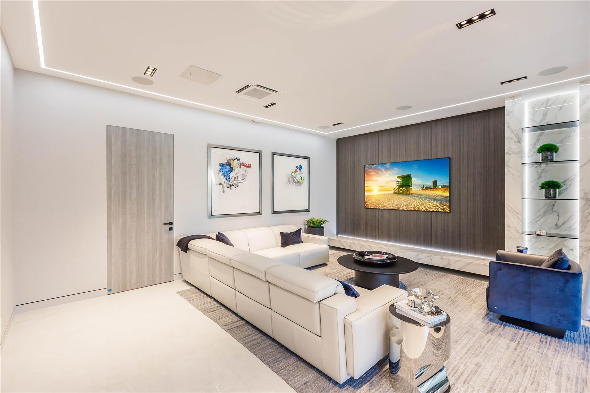 725 Poinciana Dr Fort Lauderdale, FL 33301 725 Poinciana Dr Fort Lauderdale, FL 33301