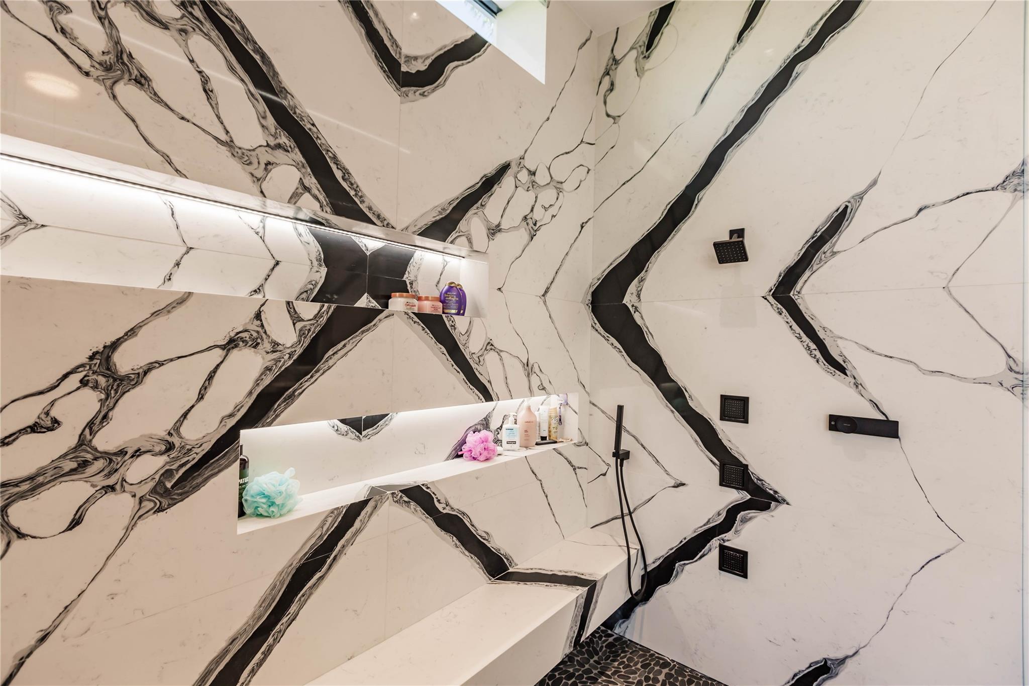 725 Poinciana Dr Fort Lauderdale, FL 33301 725 Poinciana Dr Fort Lauderdale, FL 33301