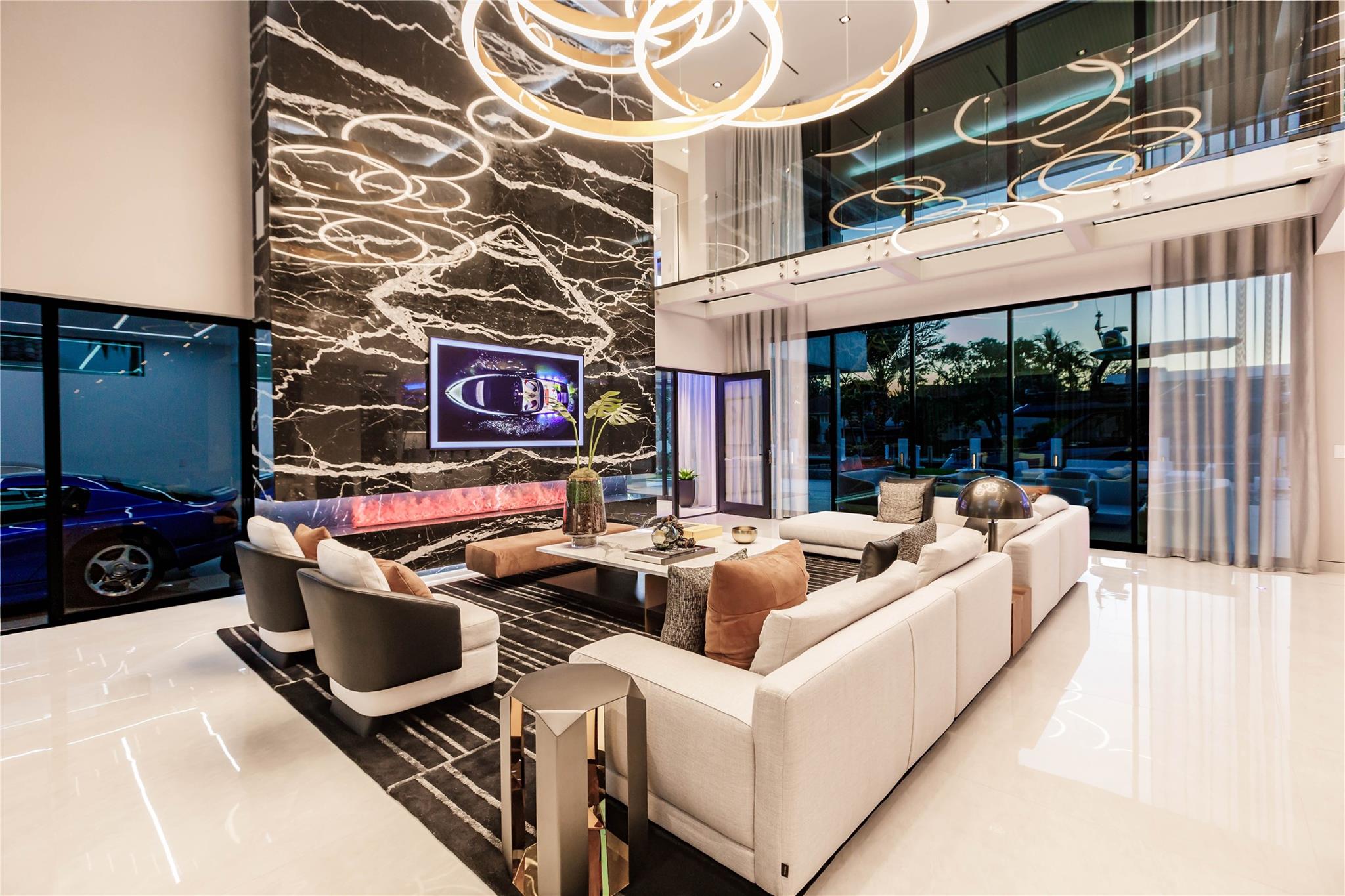 725 Poinciana Dr Fort Lauderdale, FL 33301 725 Poinciana Dr Fort Lauderdale, FL 33301