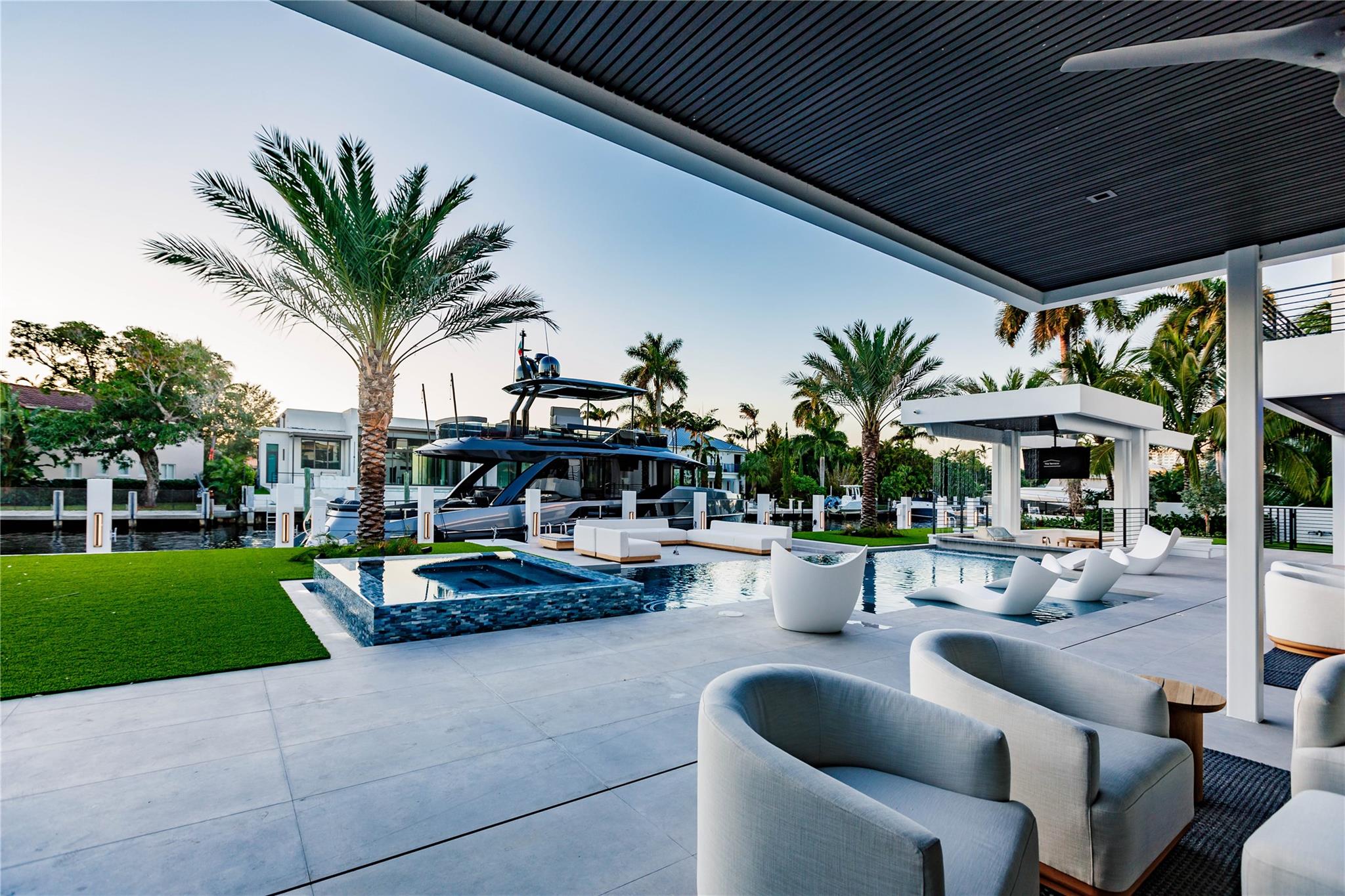 725 Poinciana Dr Fort Lauderdale, FL 33301 725 Poinciana Dr Fort Lauderdale, FL 33301