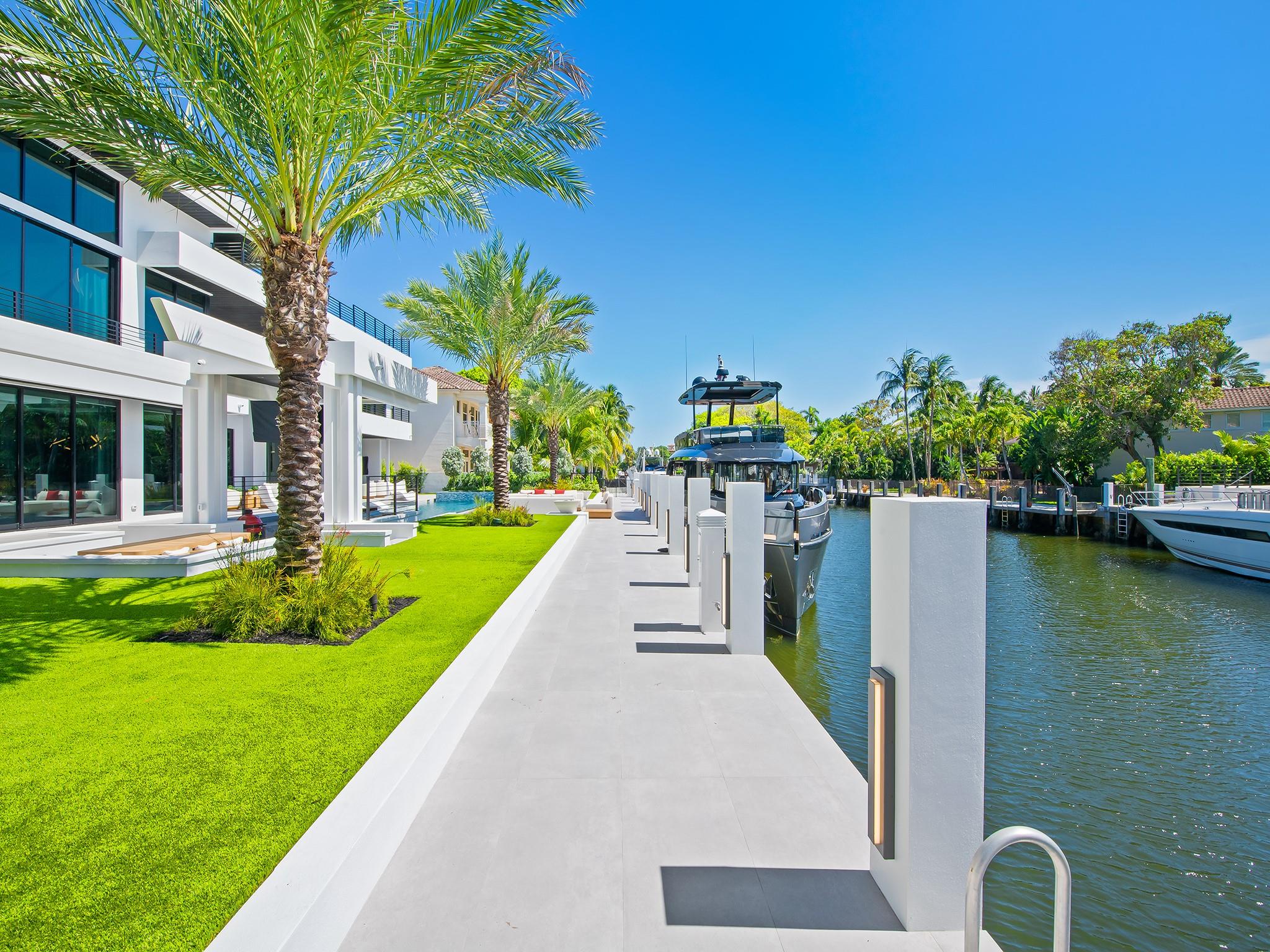 725 Poinciana Dr Fort Lauderdale, FL 33301 725 Poinciana Dr Fort Lauderdale, FL 33301