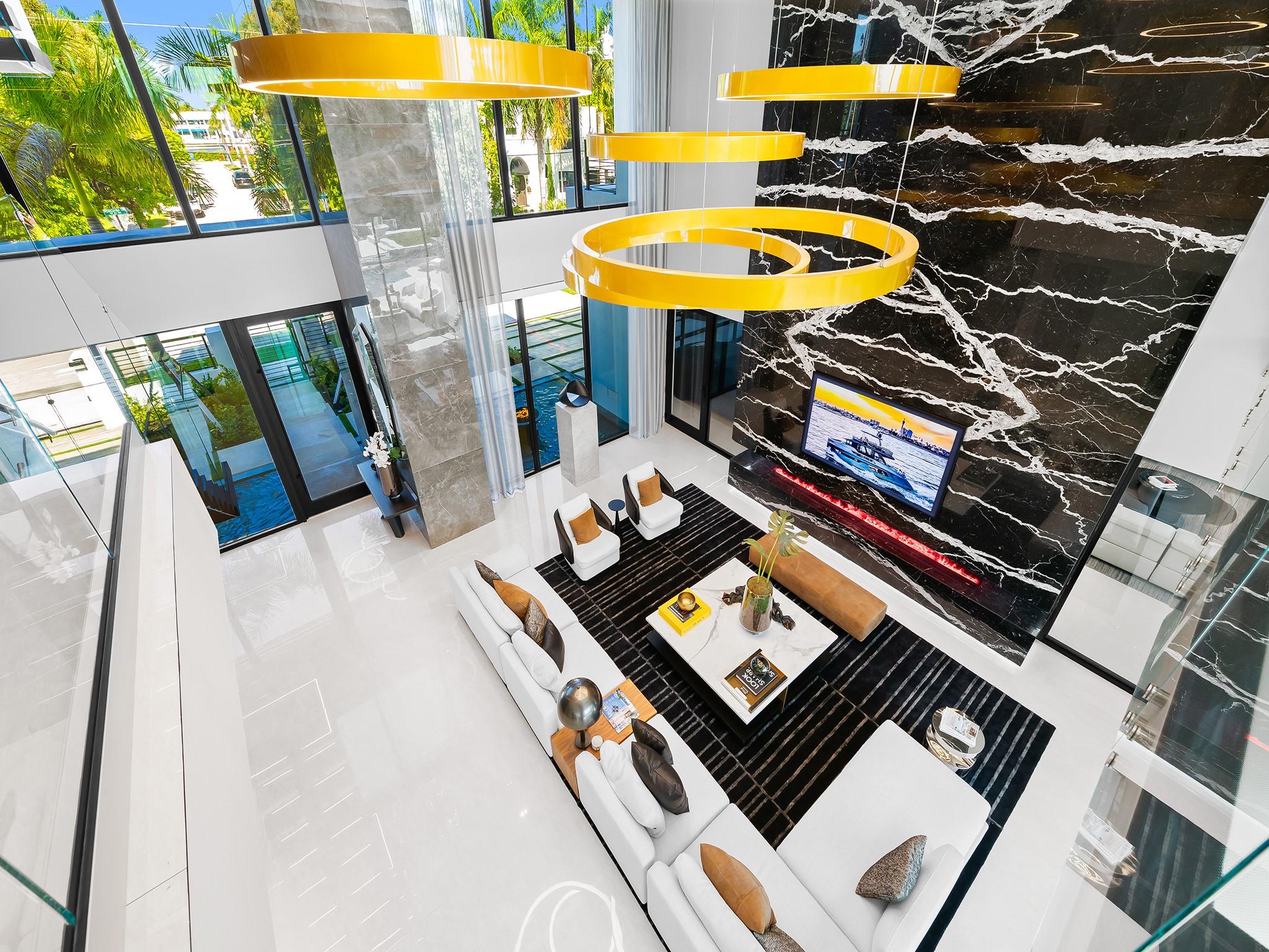 725 Poinciana Dr Fort Lauderdale, FL 33301 725 Poinciana Dr Fort Lauderdale, FL 33301