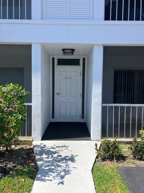6243 Bay Clb Dr #2