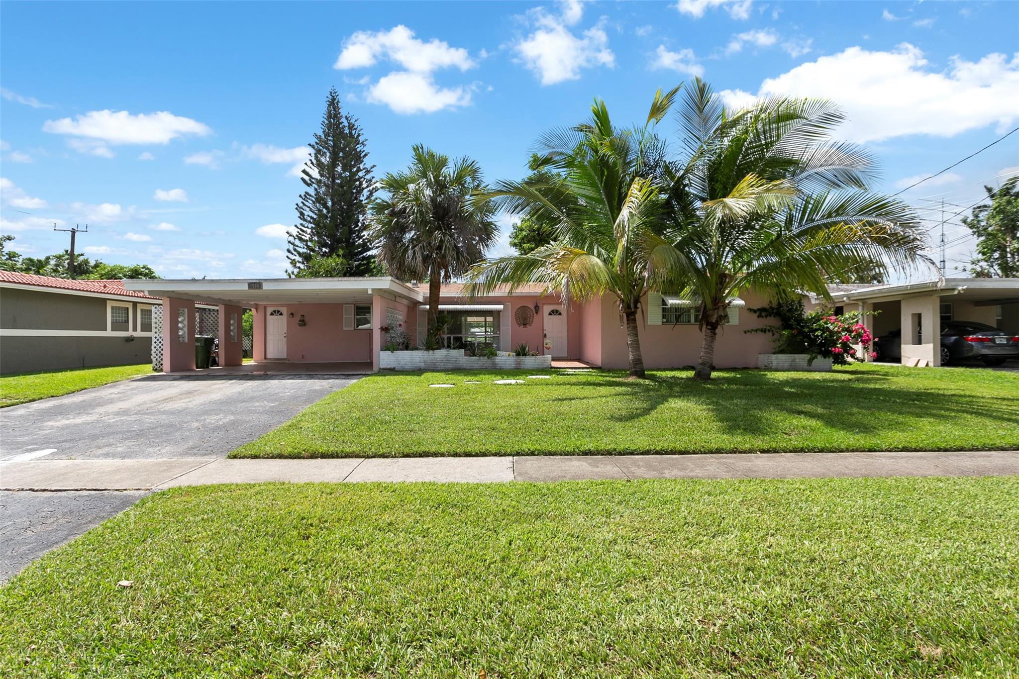1500 W River Dr