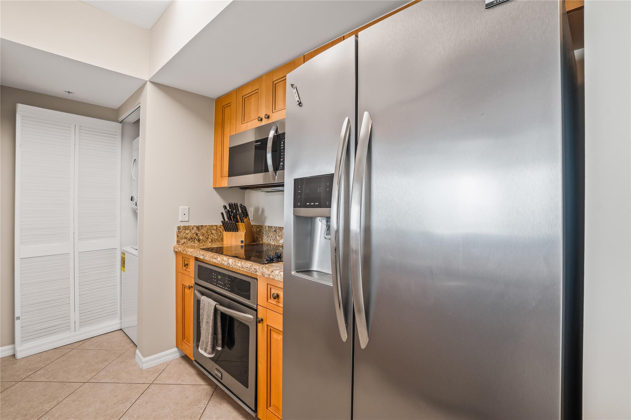 347 N New Riv Dr #2808 Fort Lauderdale, FL 33301