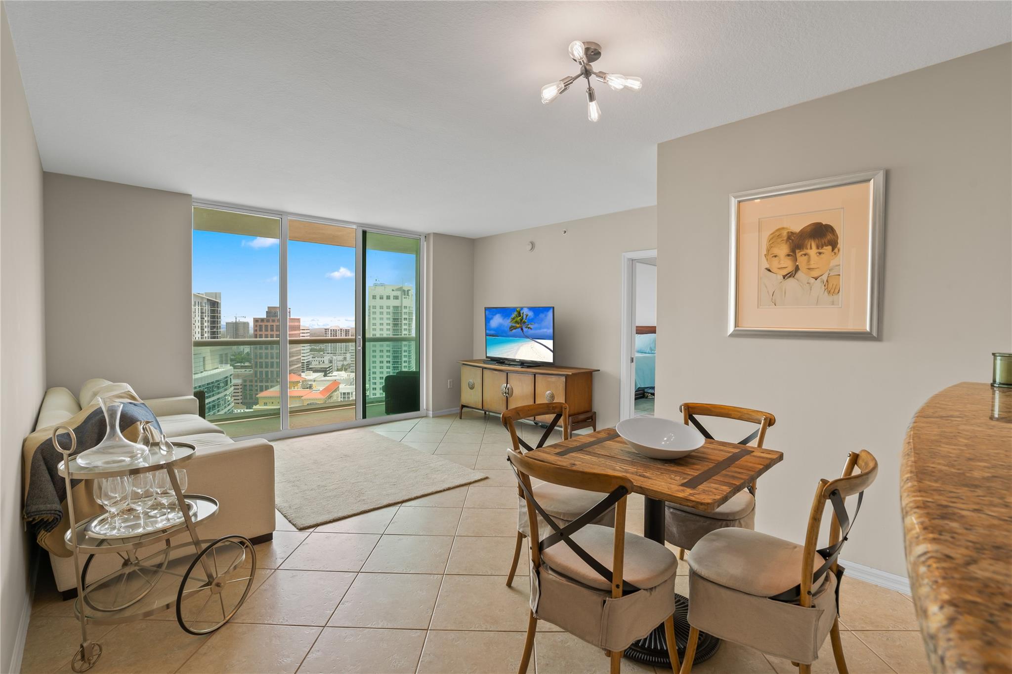 347 N New Riv Dr #2808 Fort Lauderdale, FL 33301