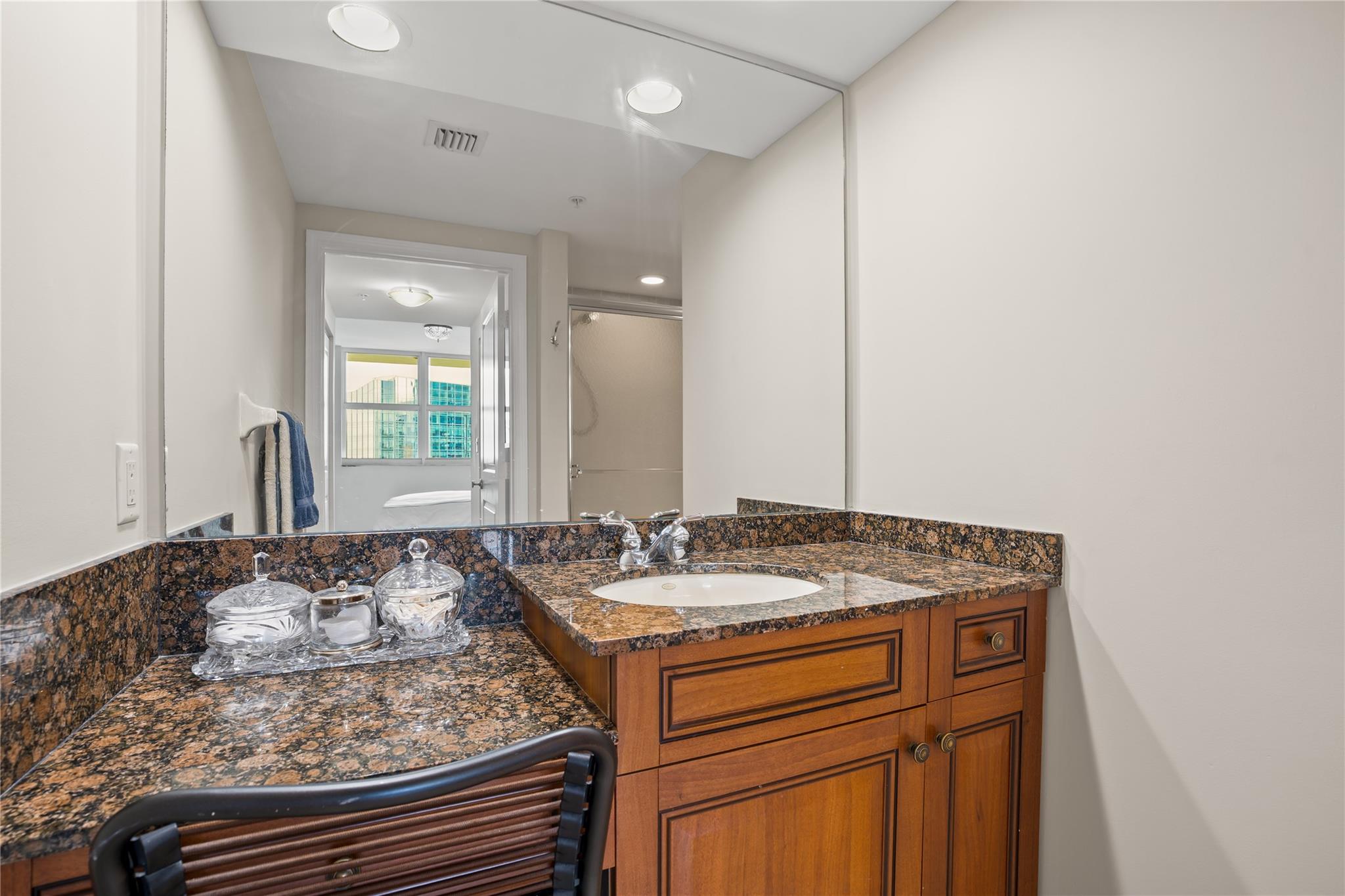 347 N New Riv Dr #2808 Fort Lauderdale, FL 33301