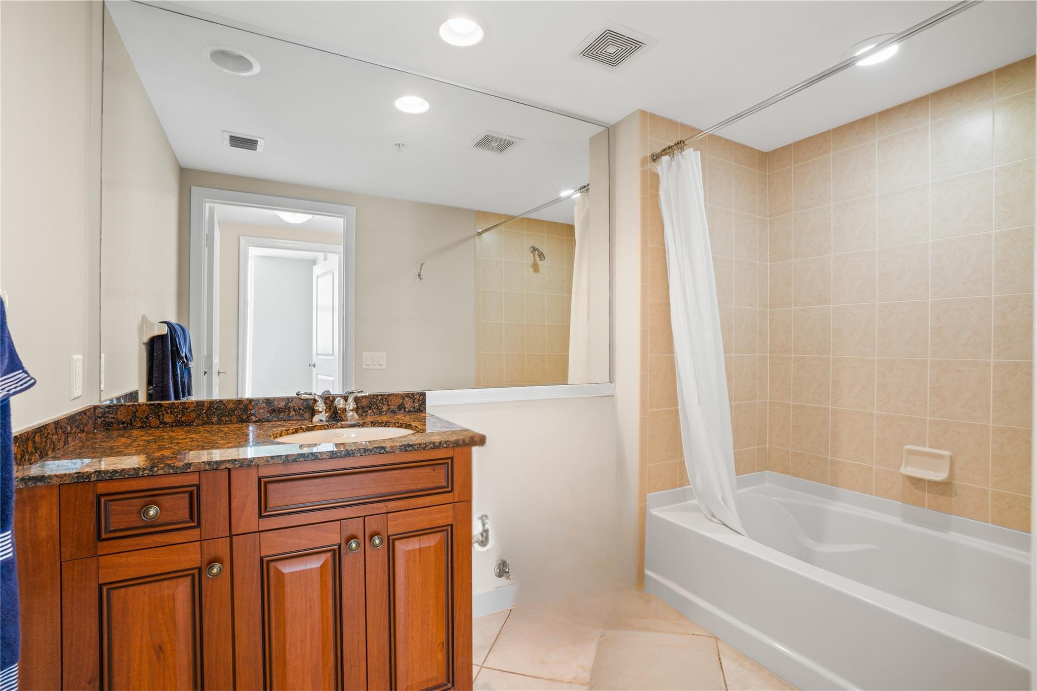 347 N New Riv Dr #2808 Fort Lauderdale, FL 33301