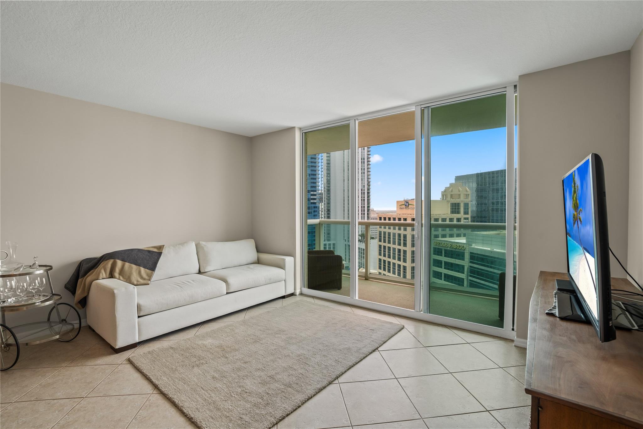 347 N New Riv Dr #2808 Fort Lauderdale, FL 33301