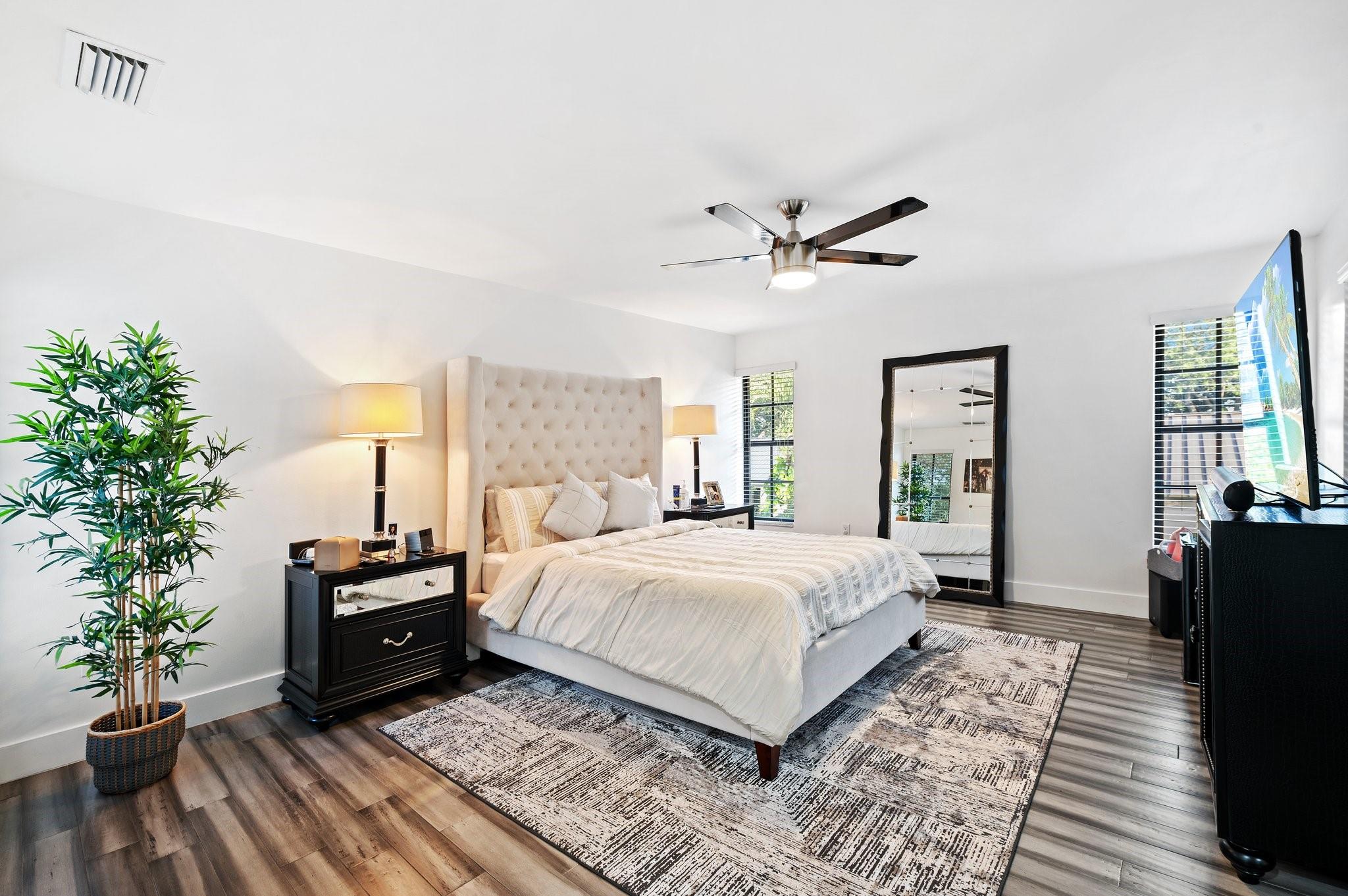 8340 NW 167th Ter Miami Lakes, FL 33016