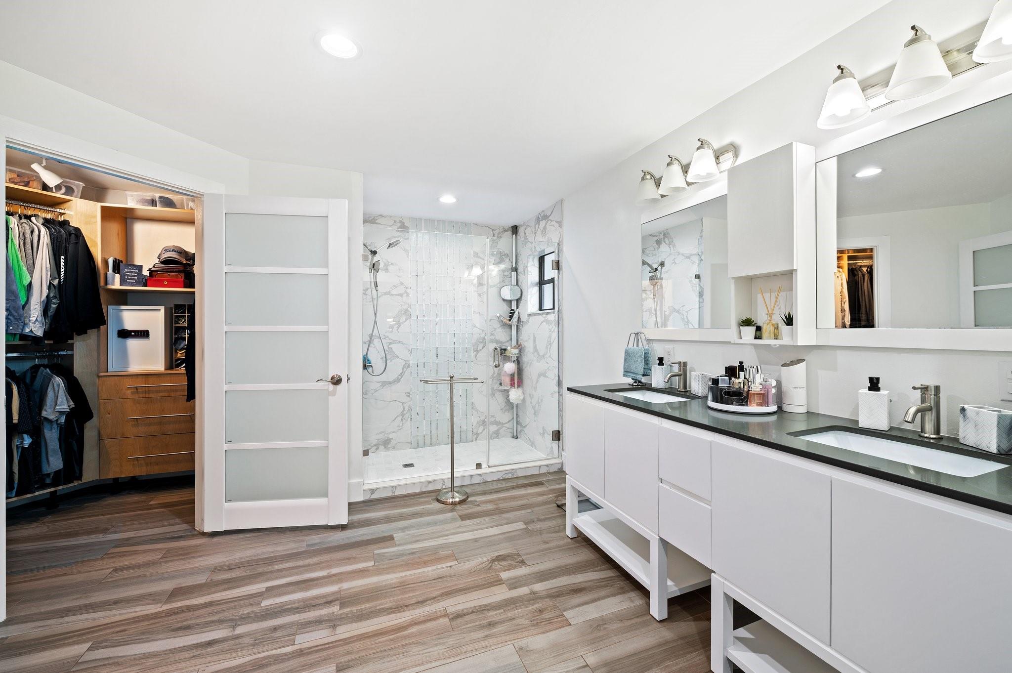 8340 NW 167th Ter Miami Lakes, FL 33016