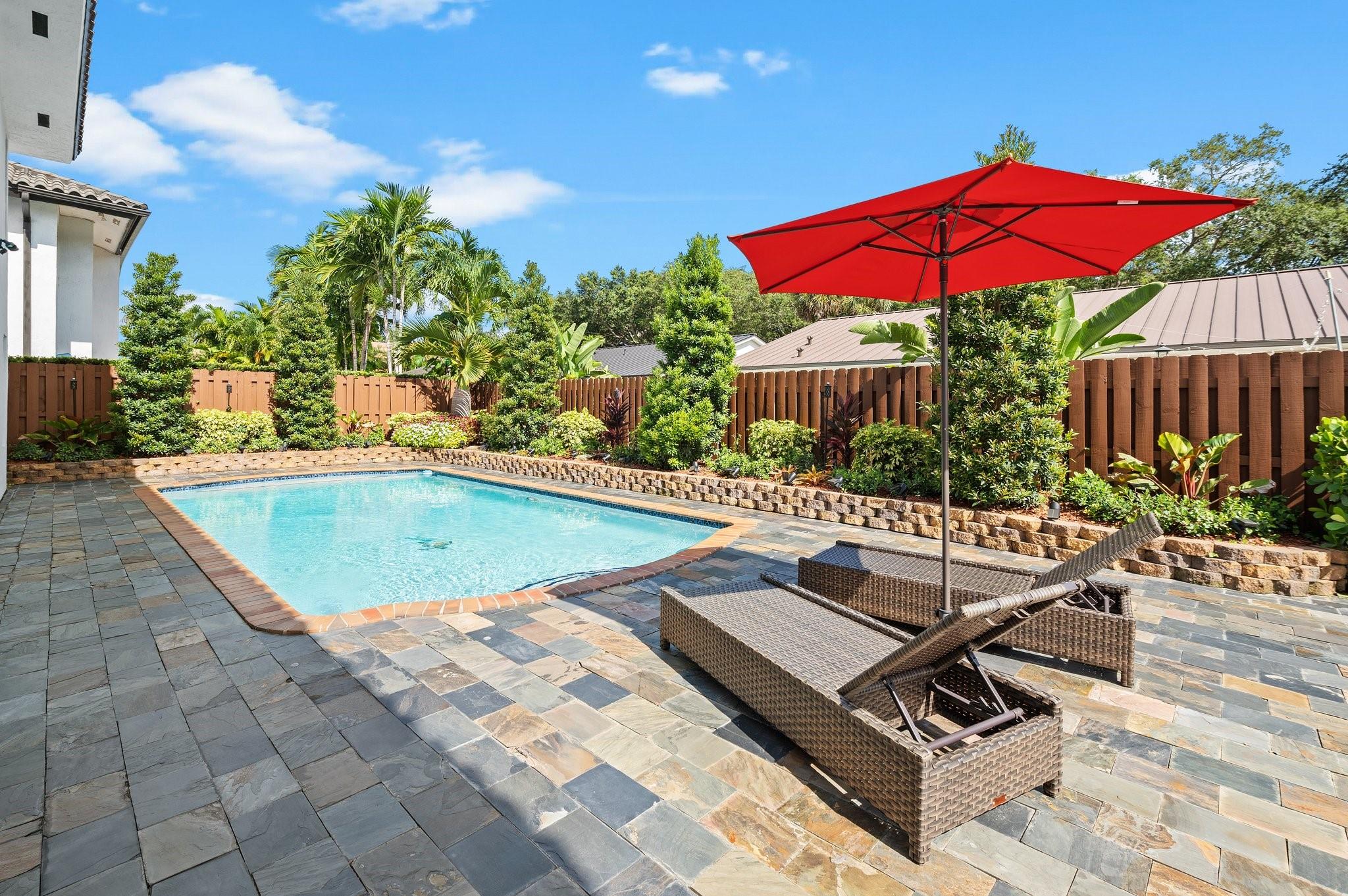 8340 NW 167th Ter Miami Lakes, FL 33016