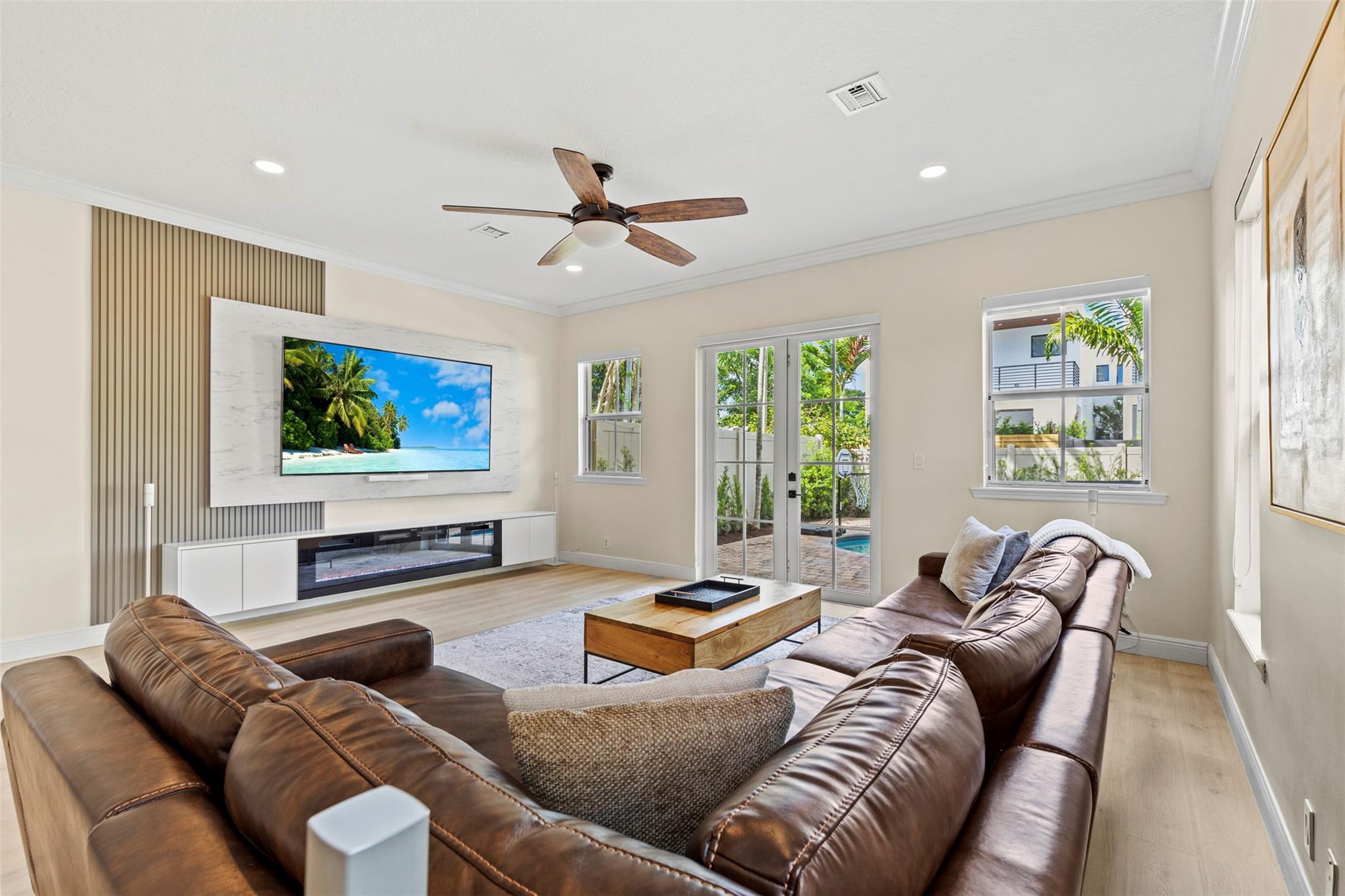 1121 NE 14th Ave Fort Lauderdale, FL 33304