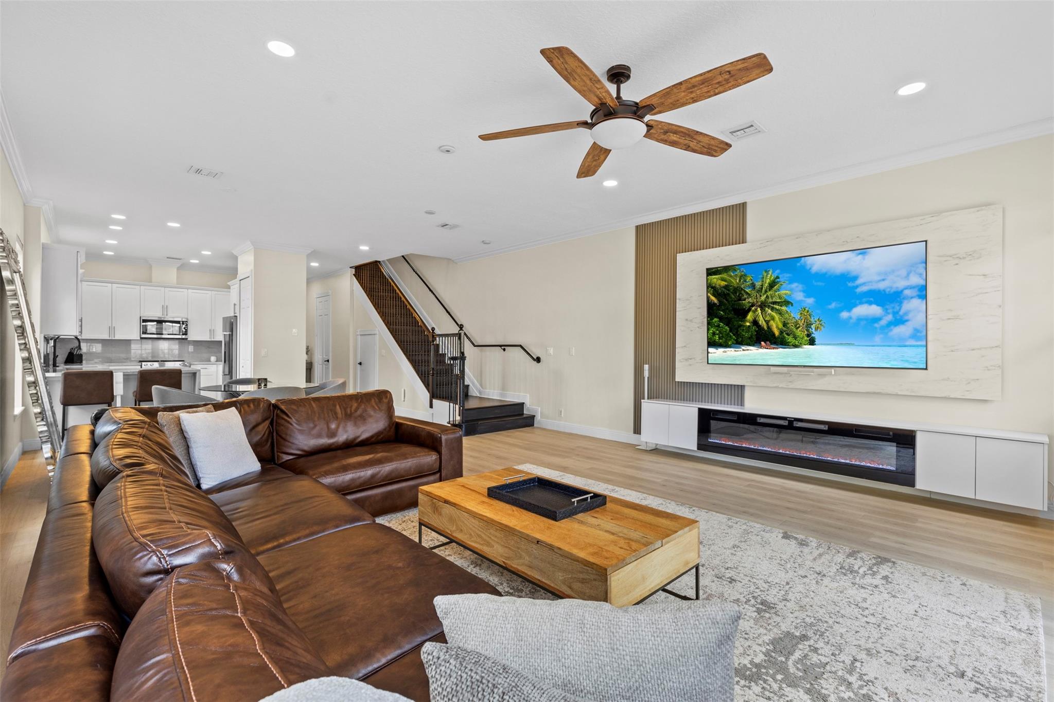 1121 NE 14th Ave Fort Lauderdale, FL 33304