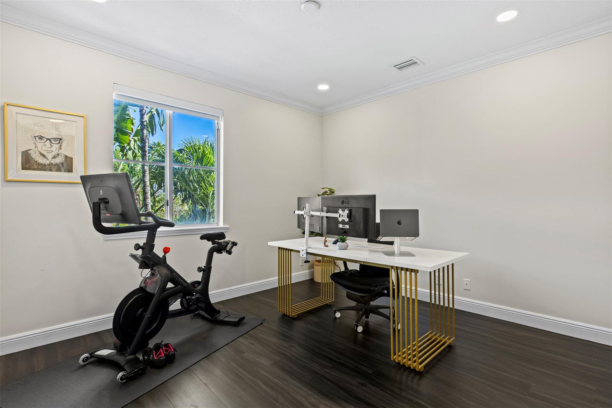 1121 NE 14th Ave Fort Lauderdale, FL 33304