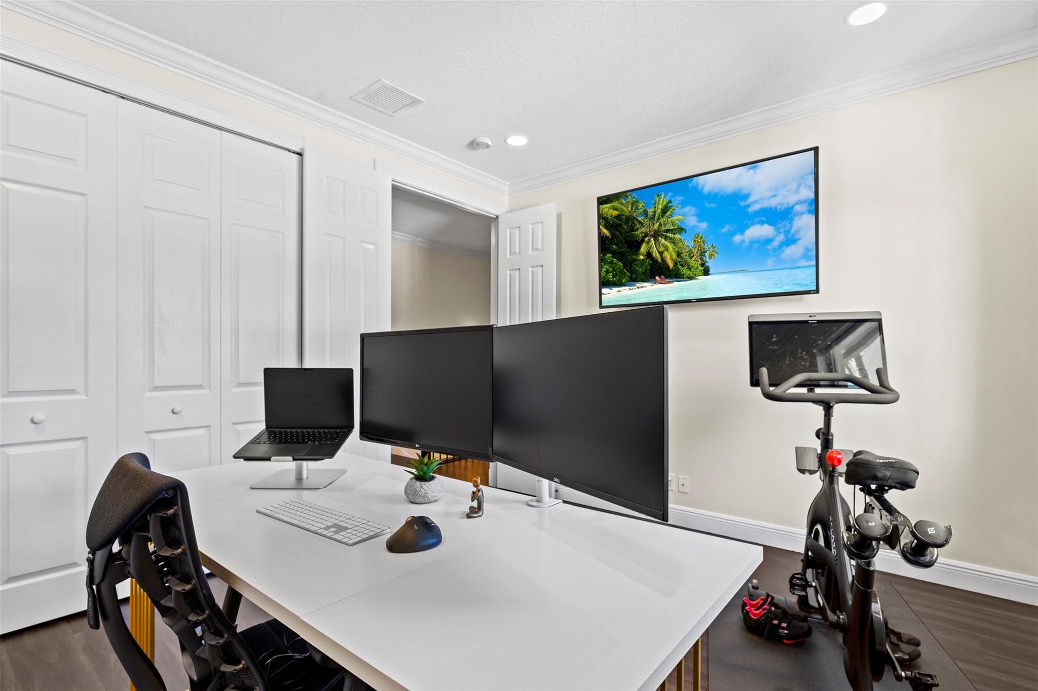 1121 NE 14th Ave Fort Lauderdale, FL 33304