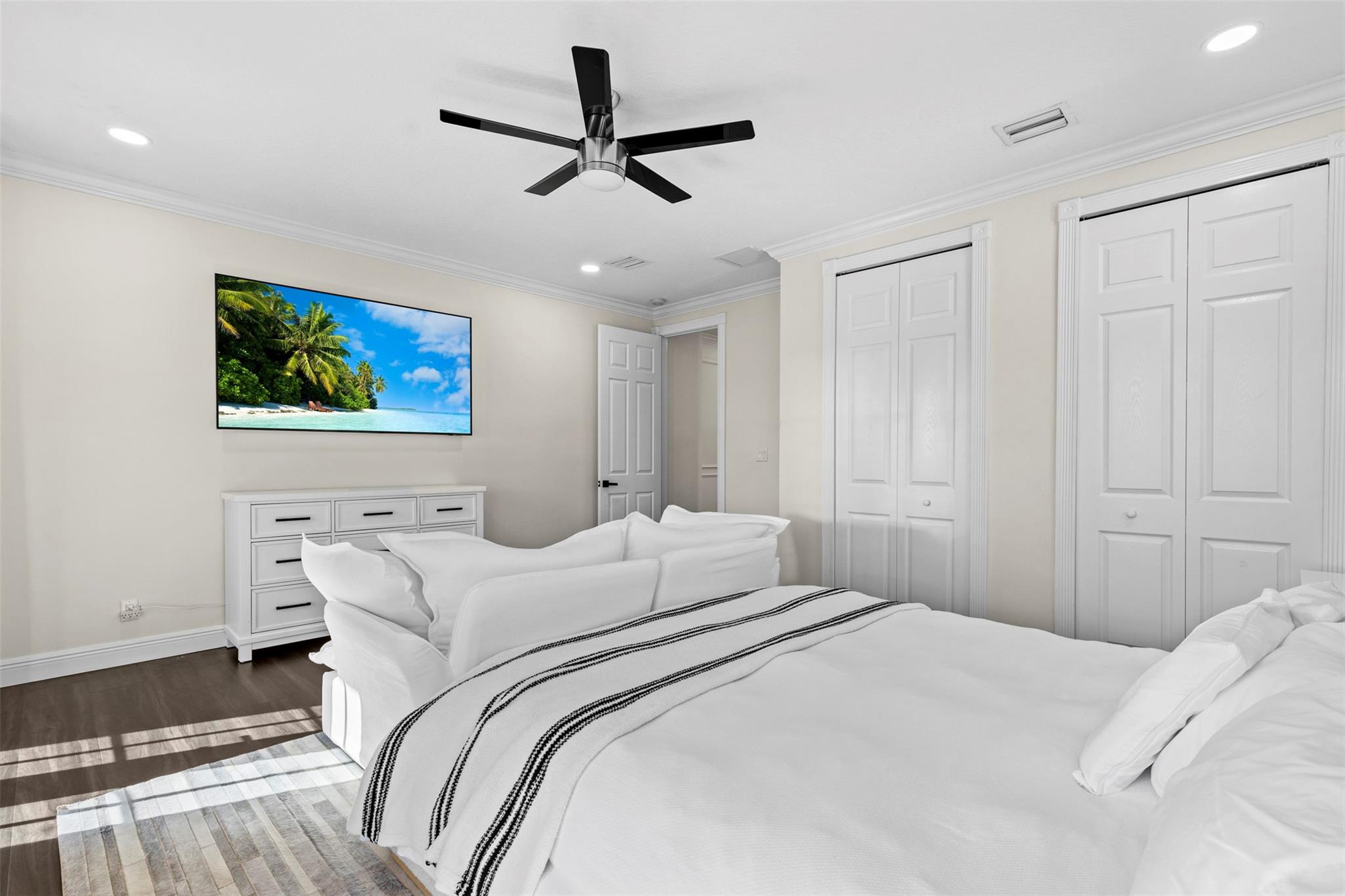 1121 NE 14th Ave Fort Lauderdale, FL 33304