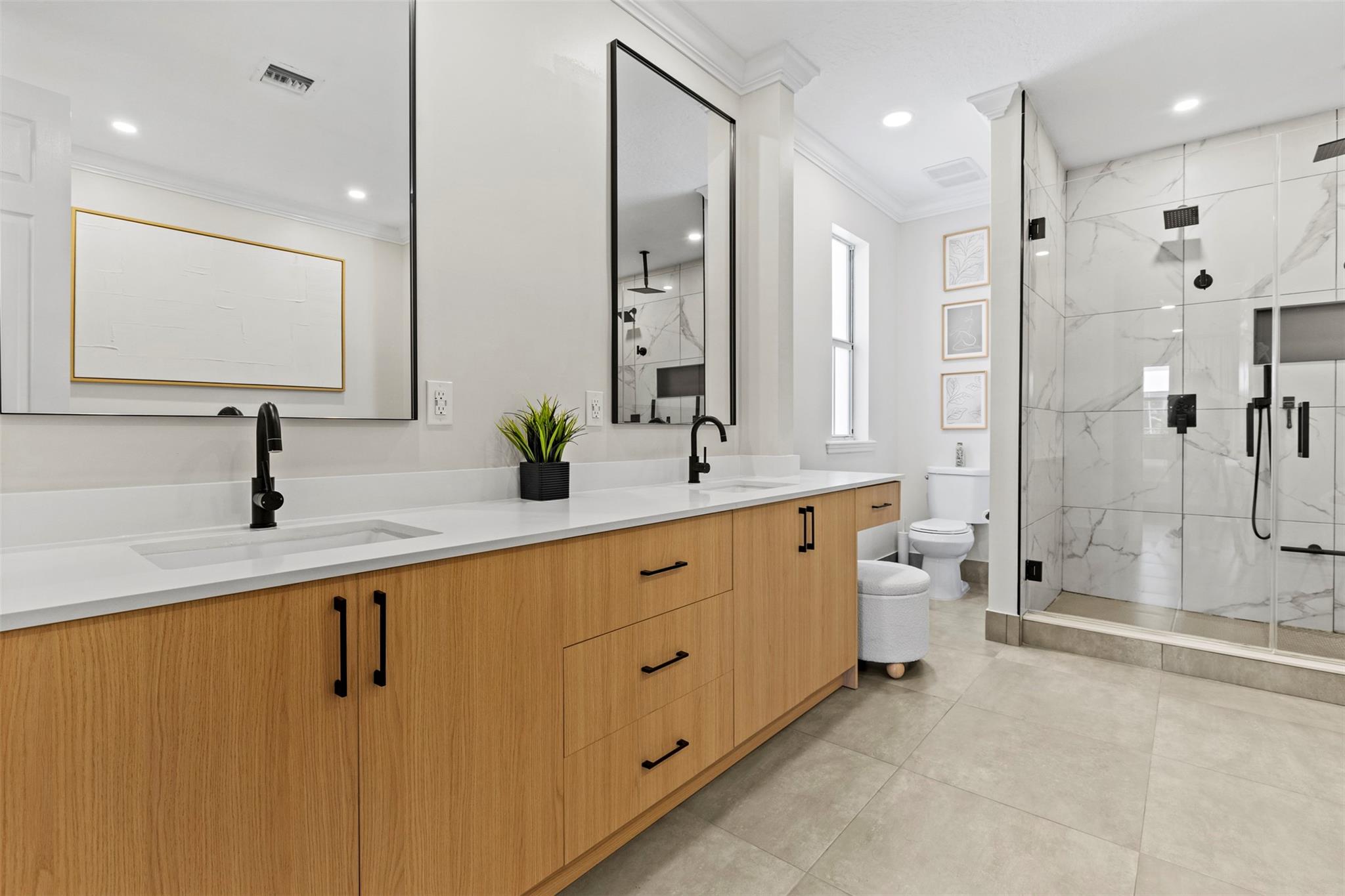 1121 NE 14th Ave Fort Lauderdale, FL 33304