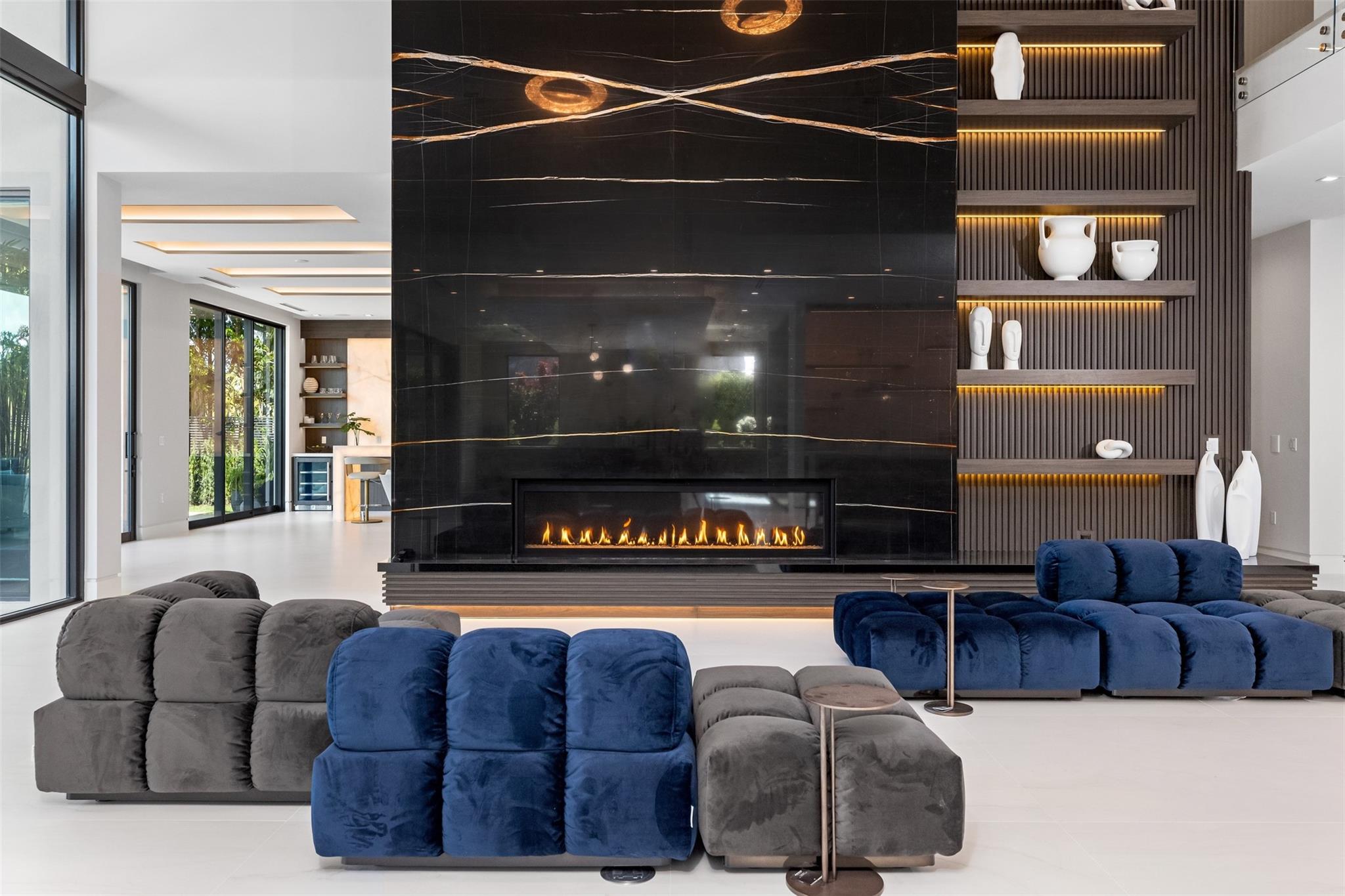 2733 NE 16th St Fort Lauderdale, FL 33304