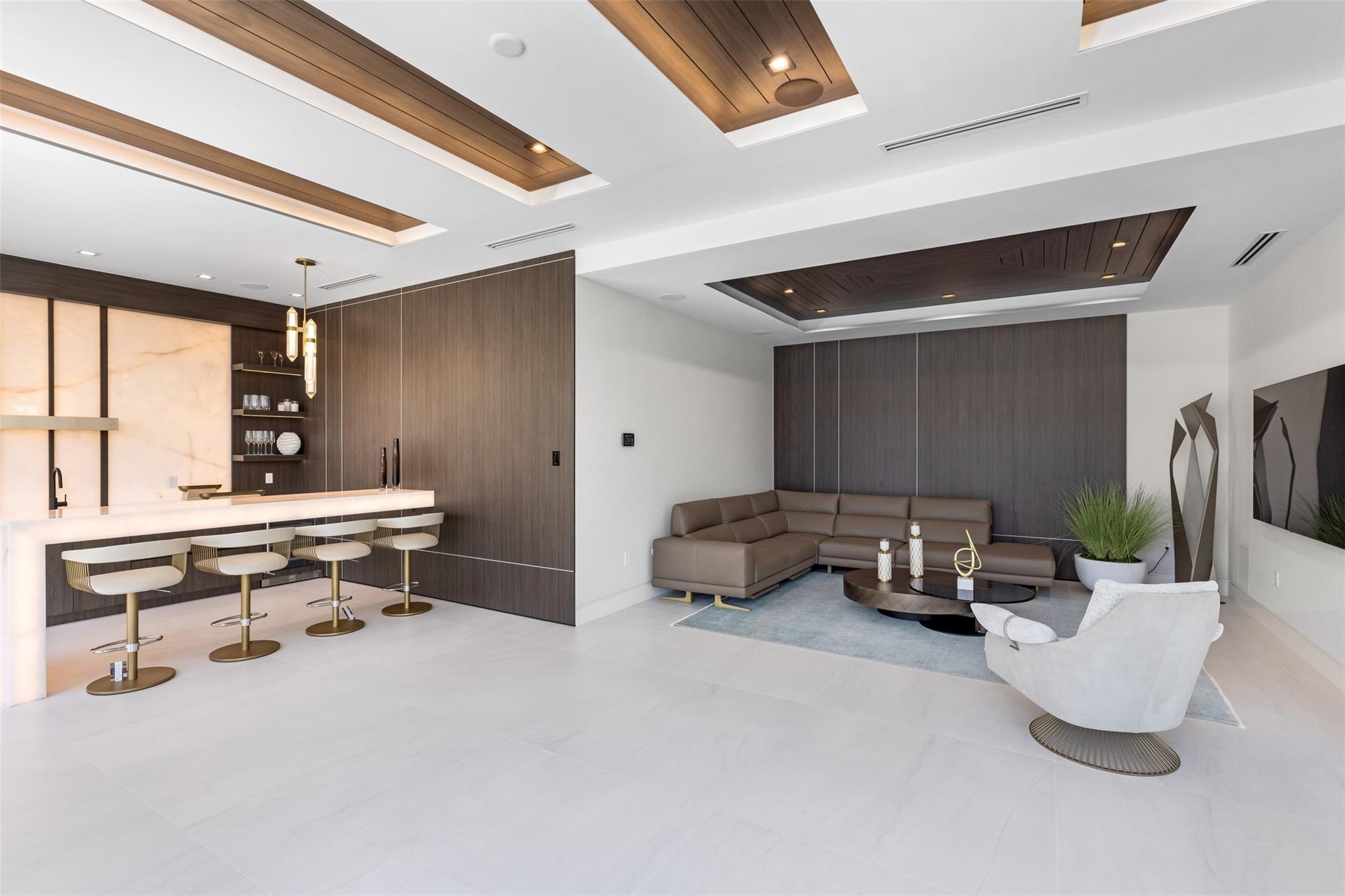 2733 NE 16th St Fort Lauderdale, FL 33304