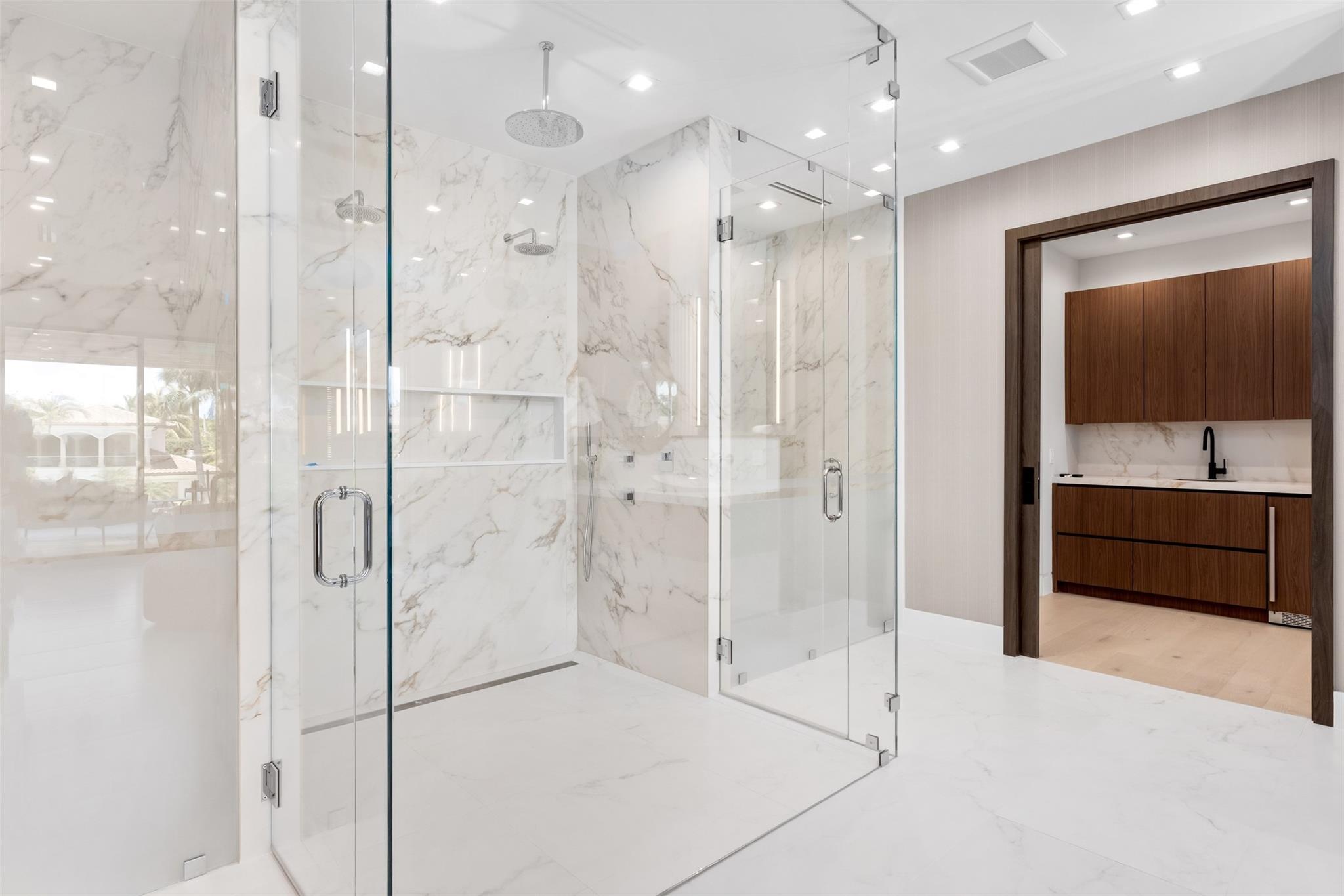 2733 NE 16th St Fort Lauderdale, FL 33304