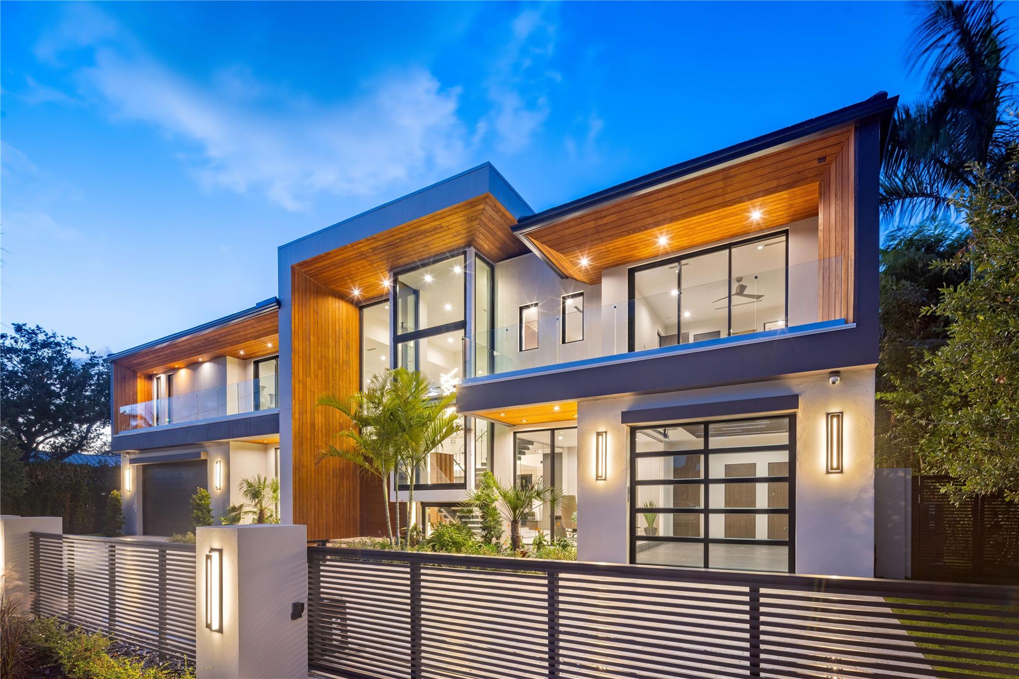 2733 NE 16th St Fort Lauderdale, FL 33304