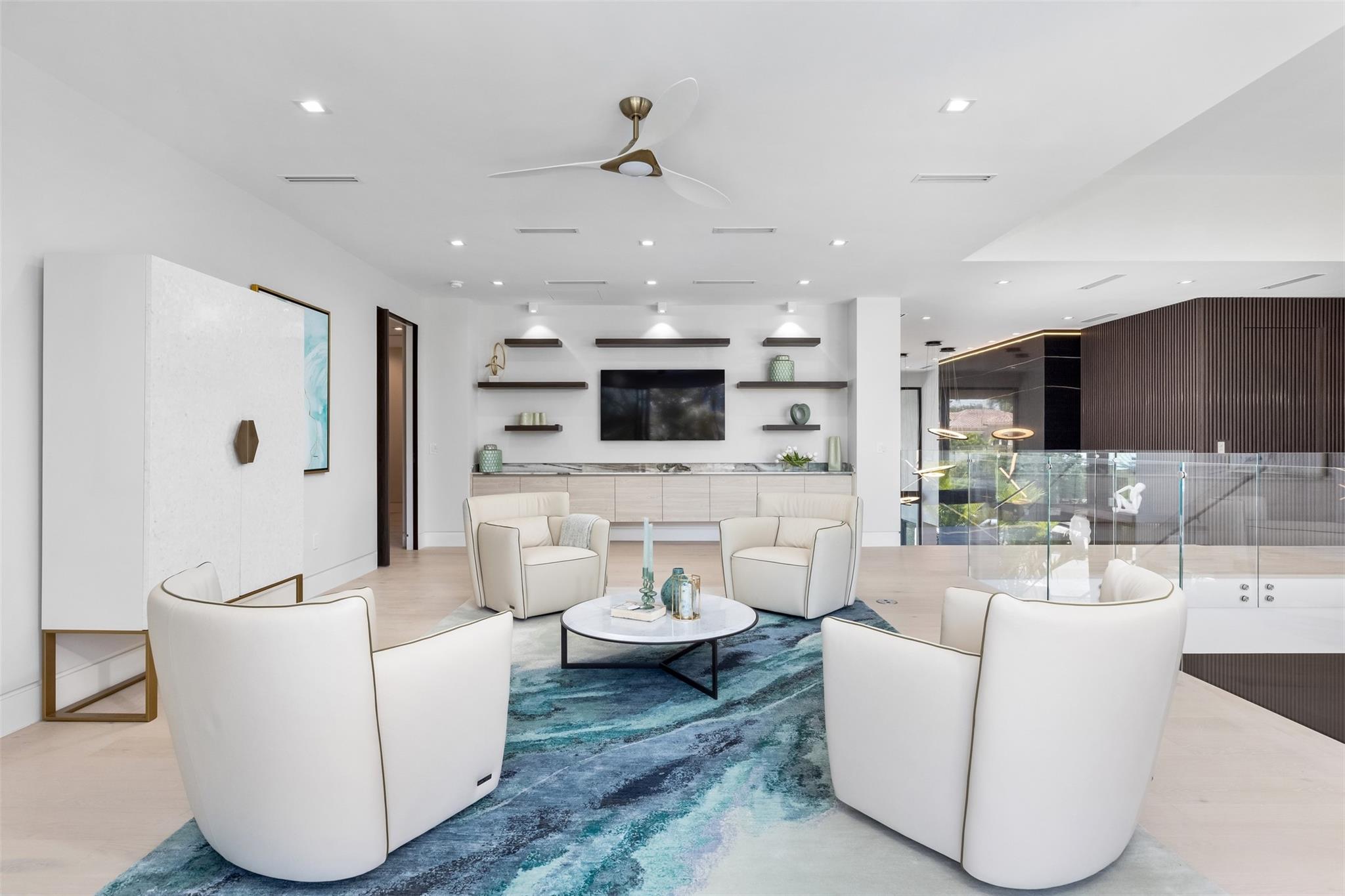 2733 NE 16th St Fort Lauderdale, FL 33304