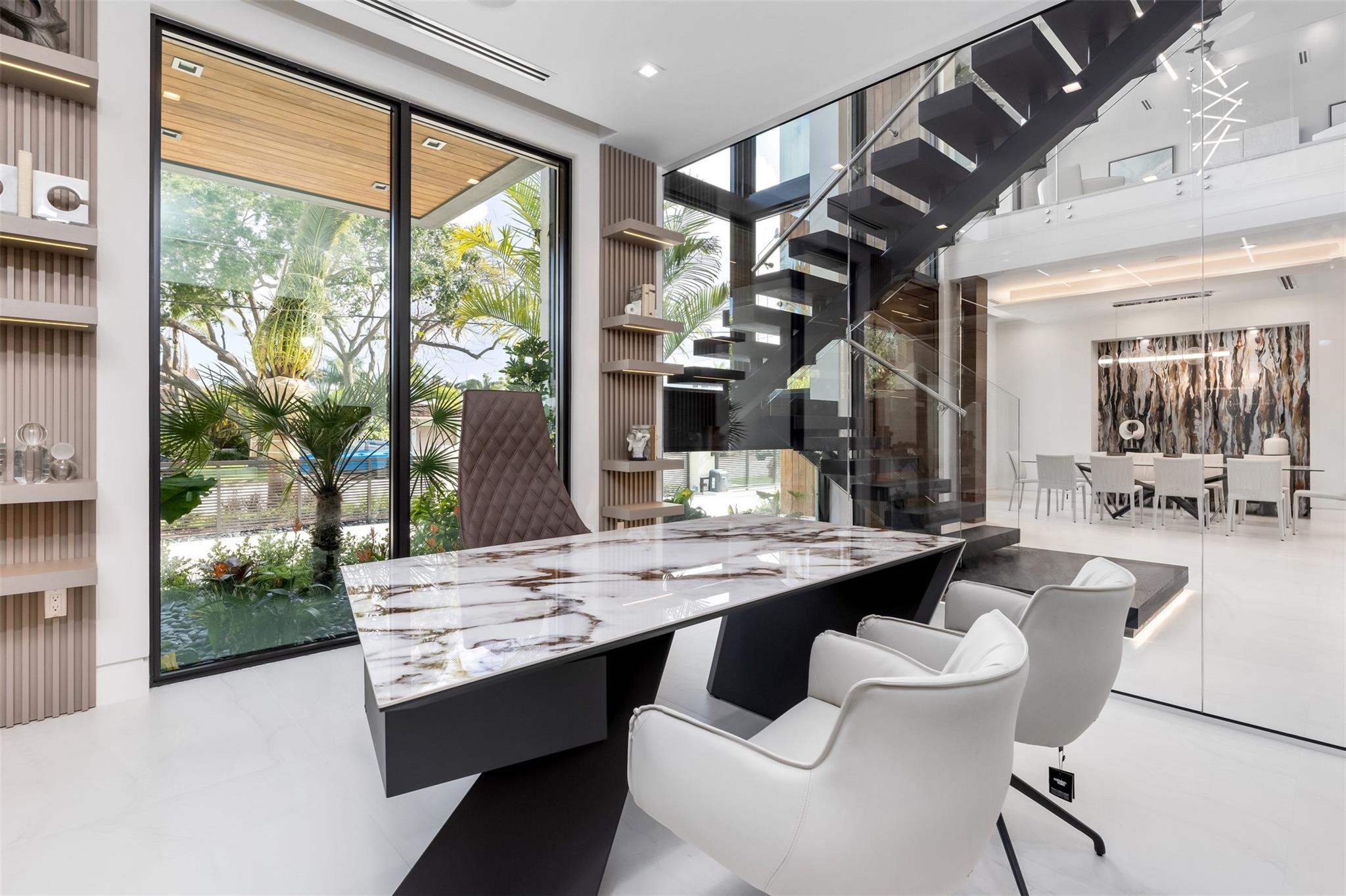 2733 NE 16th St Fort Lauderdale, FL 33304