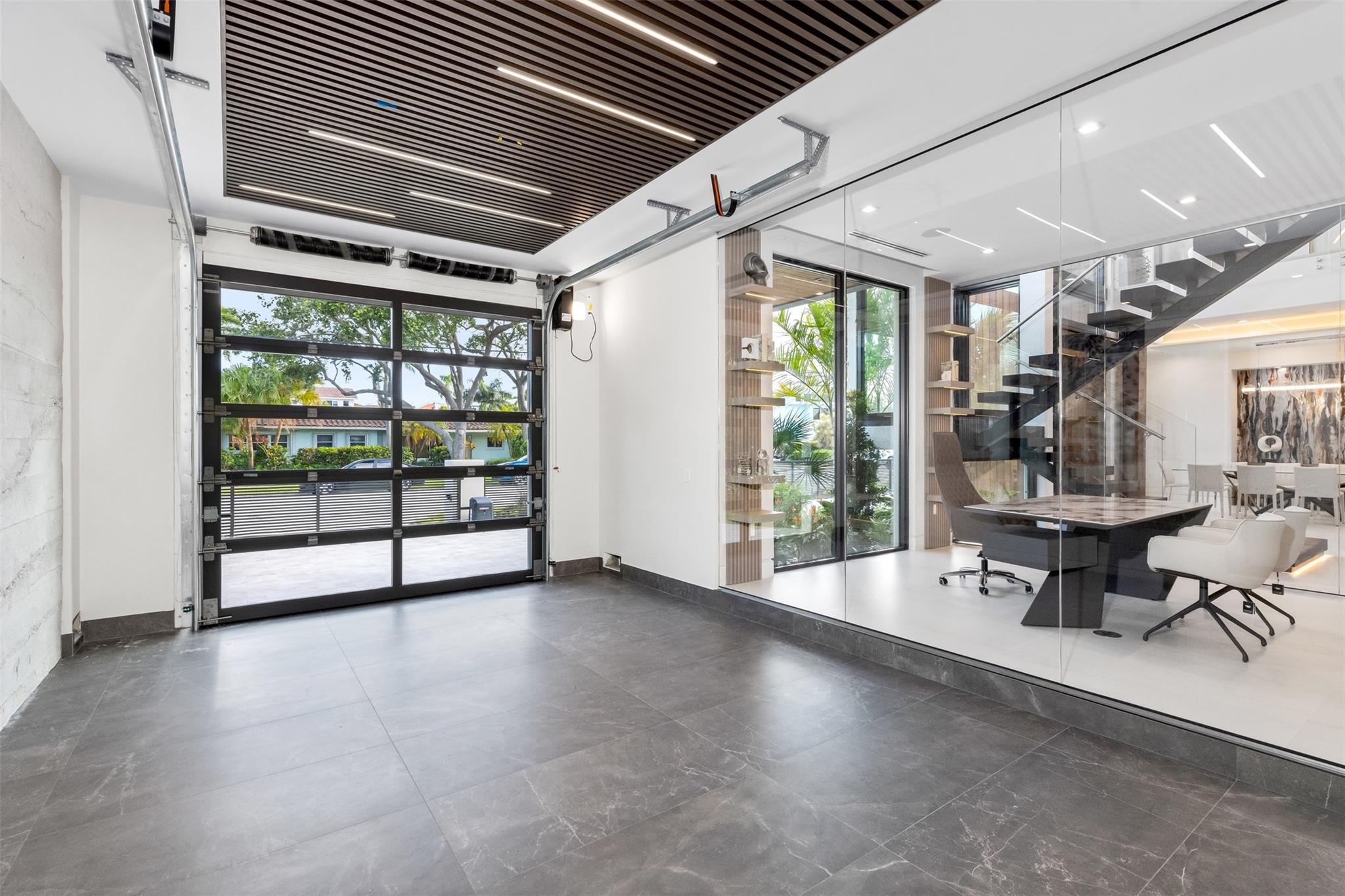 2733 NE 16th St Fort Lauderdale, FL 33304